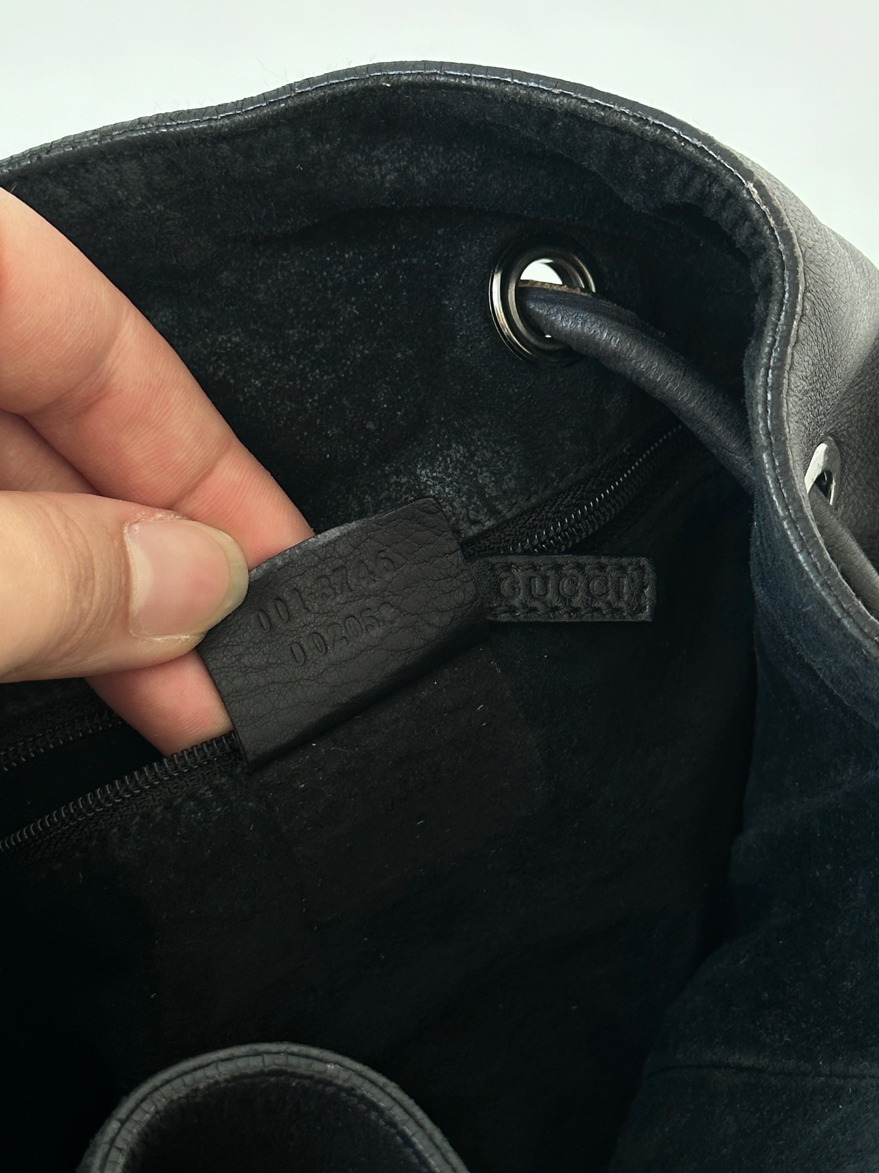 Gucci Leather Bucket Bag - SYLK