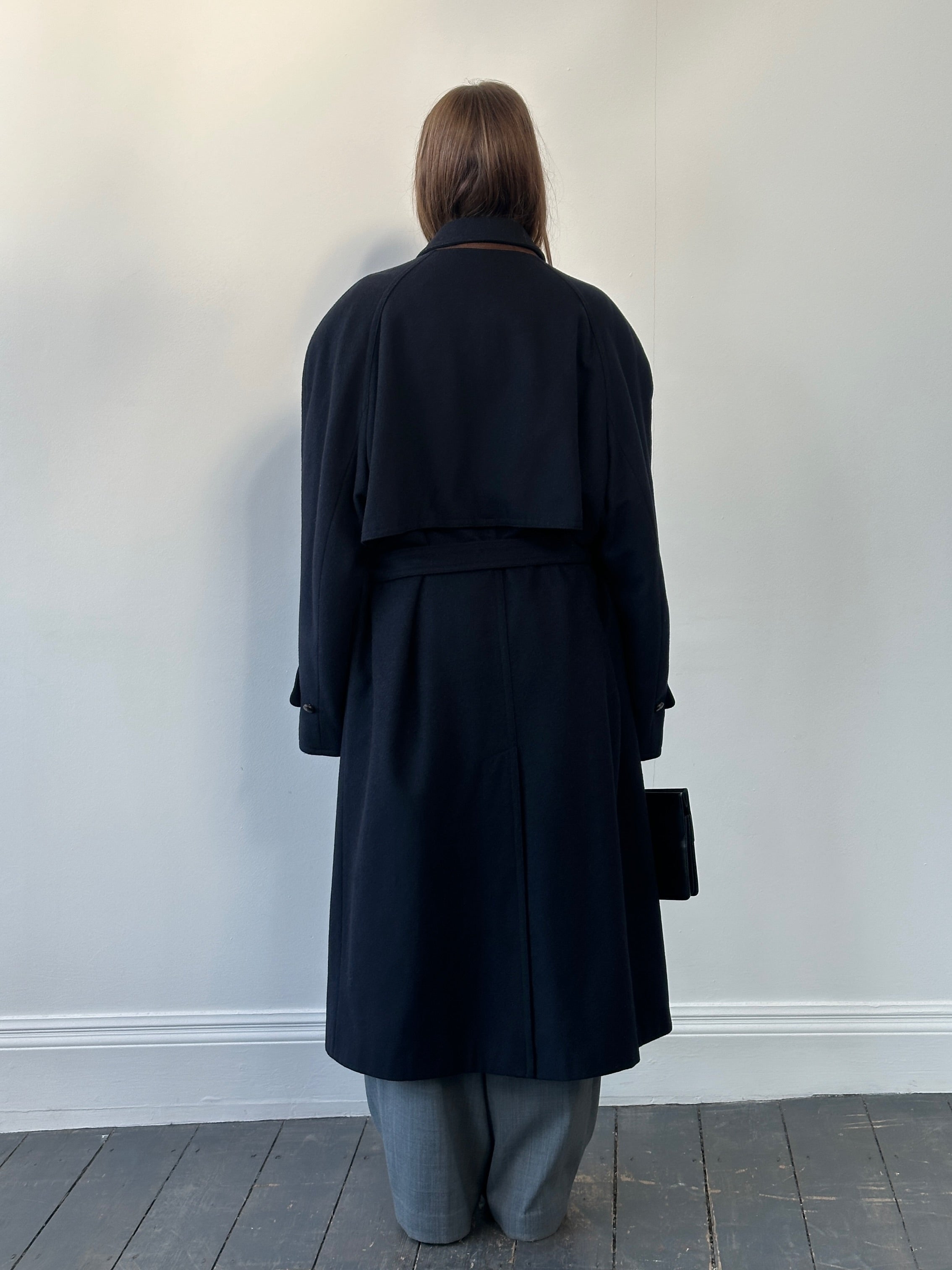 Vintage 1980s wool belted coat with concealed placket in XXL size, featuring classic vintage style and warm wool fabric.