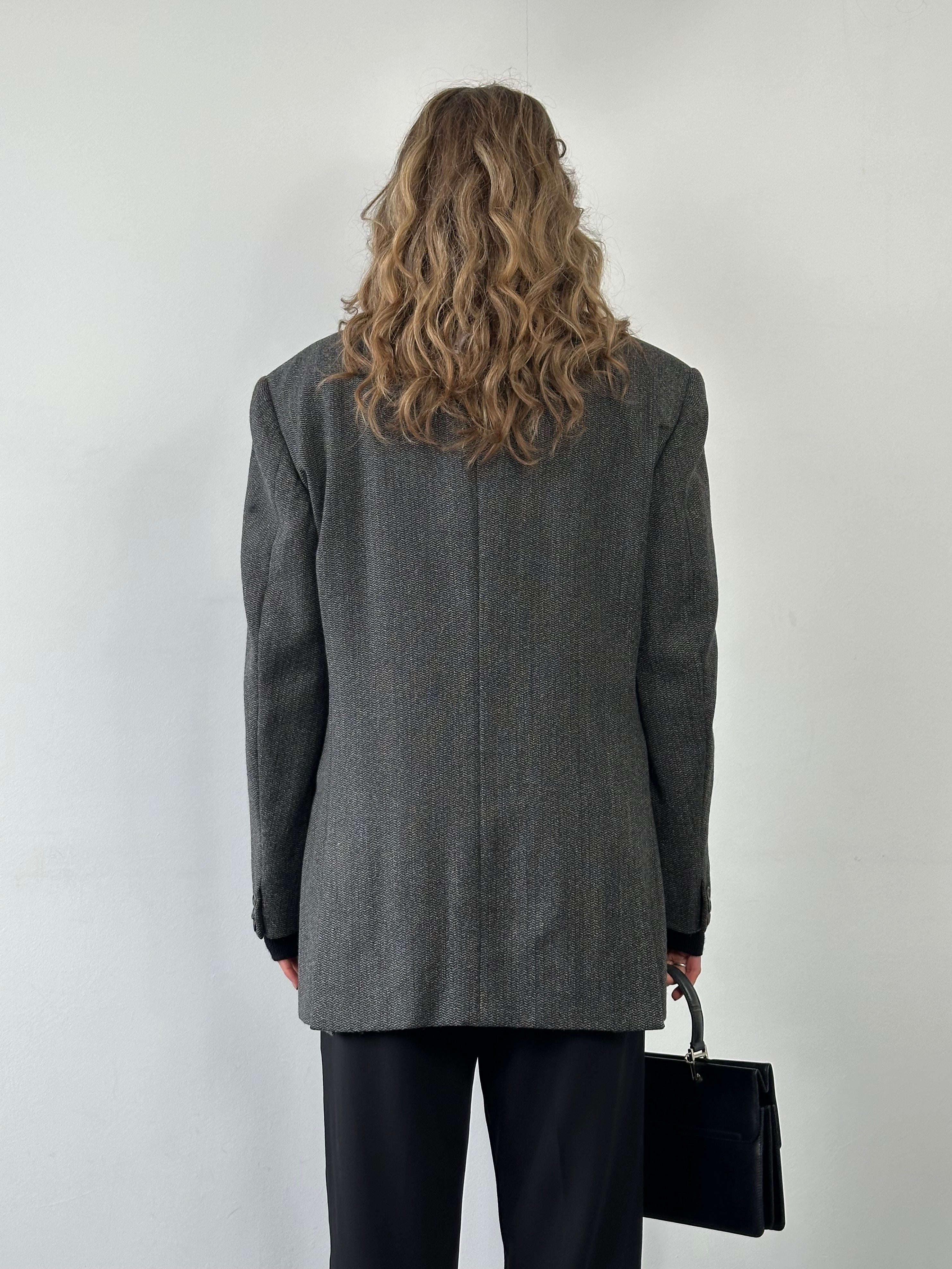 Valentino wool alpaca single-breasted blazer in size 42R/XL, tailored fit with classic lapel and button closure, in a neutral tone.