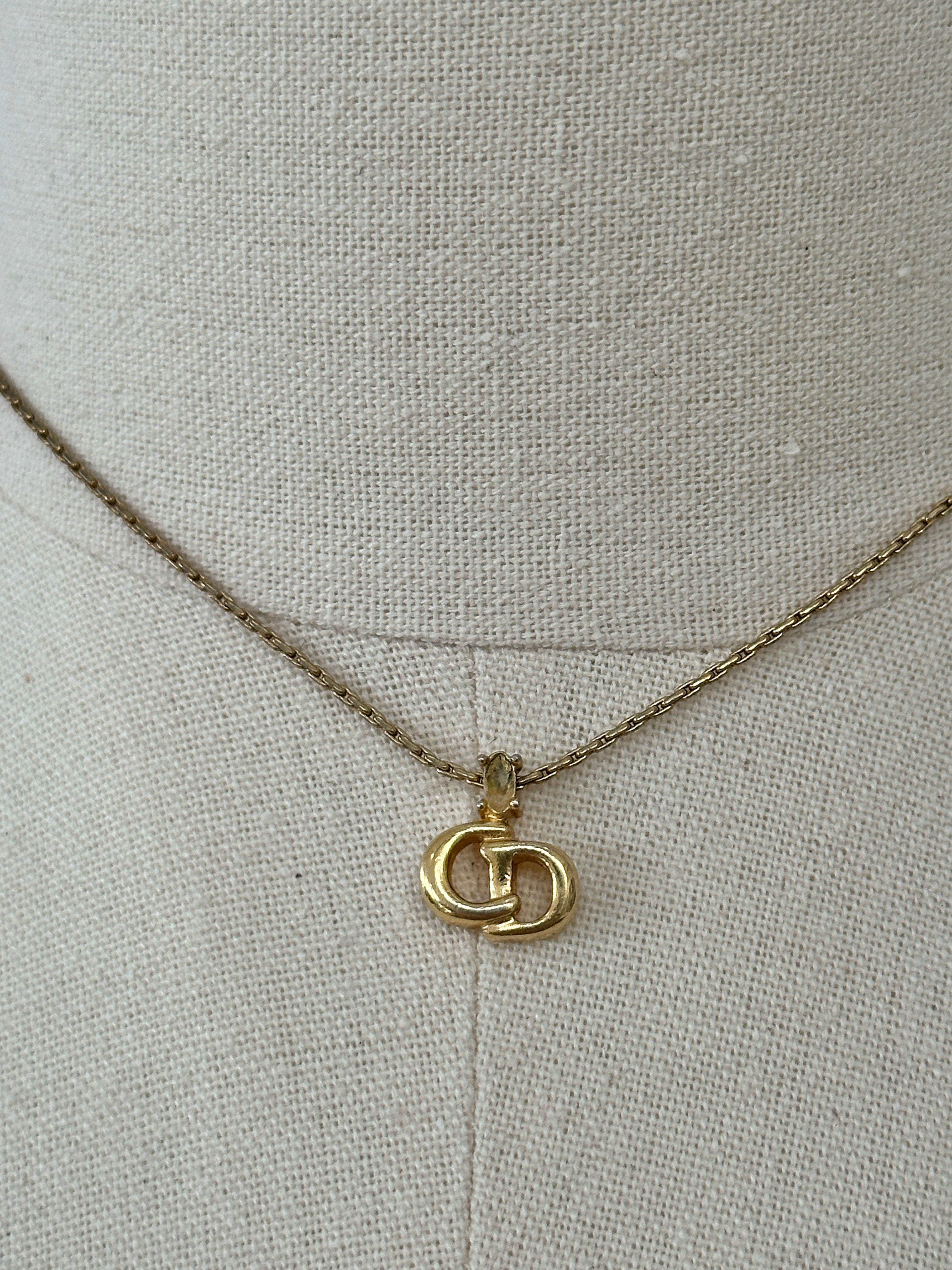 Christian Dior 1990s gold plated CD logo pendant necklace, 16-inch chain, elegant jewelry accessory
