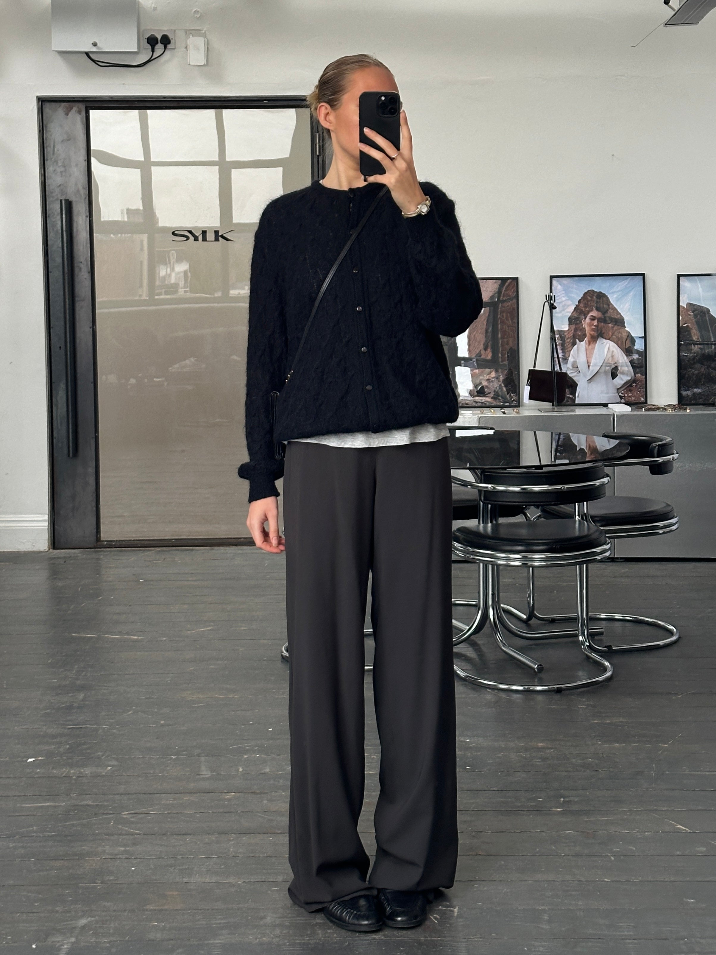 Armani Collezioni pure wool wide-leg tailored trousers in size W34, featuring a classic fit and sleek design.