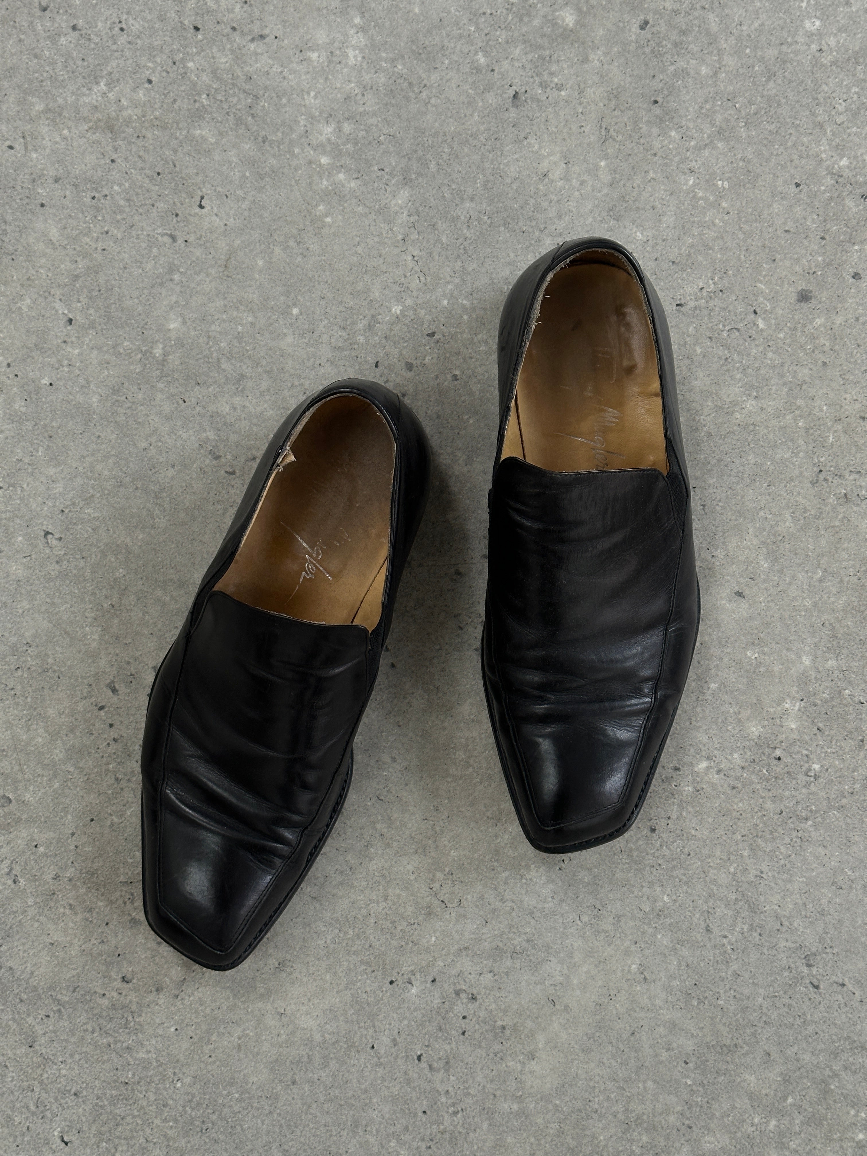 Thierry Mugler 1990s leather shoes with angular toe design, UK8/9, featuring sleek black leather and modern footwear style.