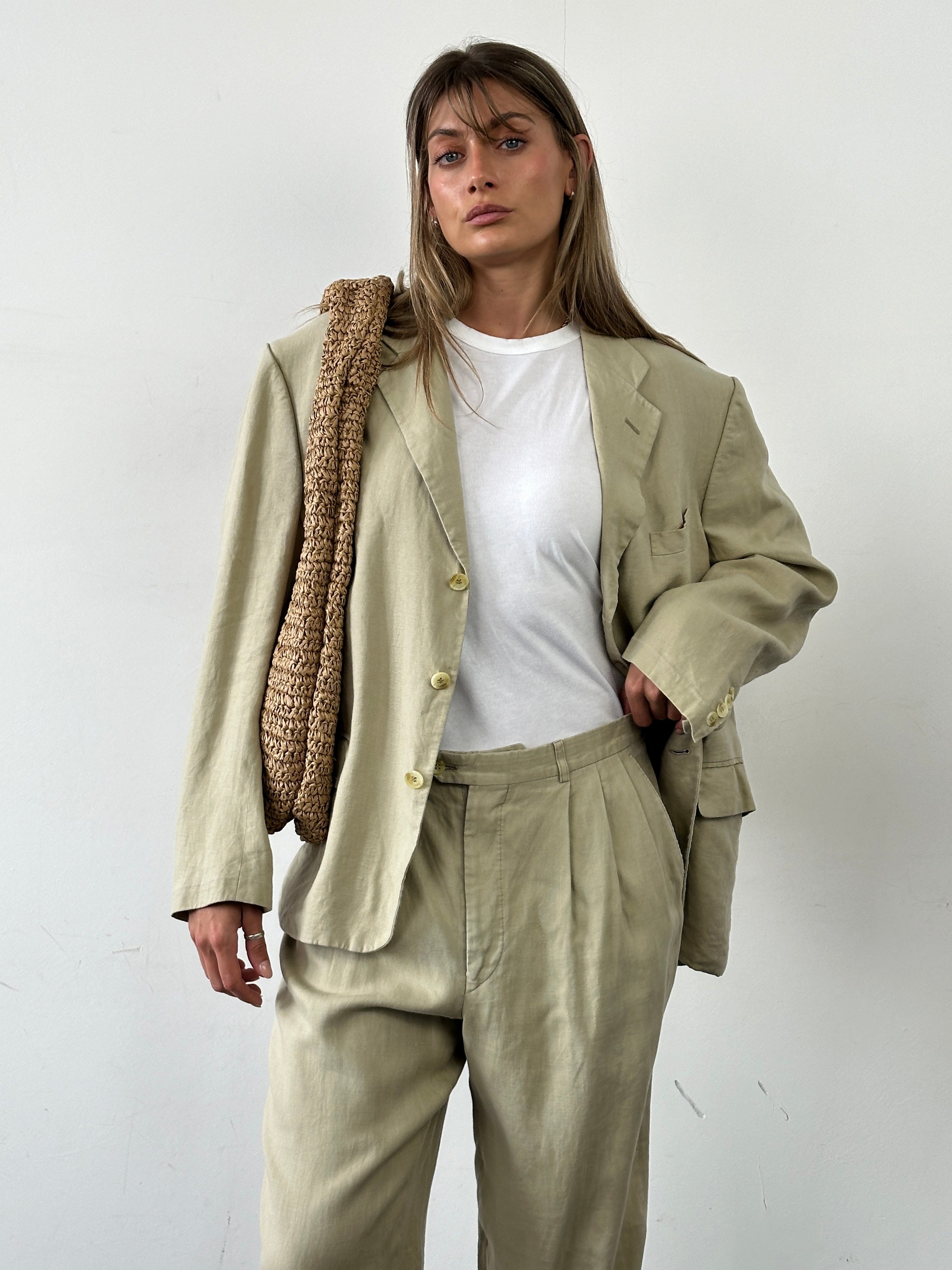 Christian Dior Monsieur pure linen single-breasted jumpsuit in size 42S/W32, featuring tailored fit and classic style.