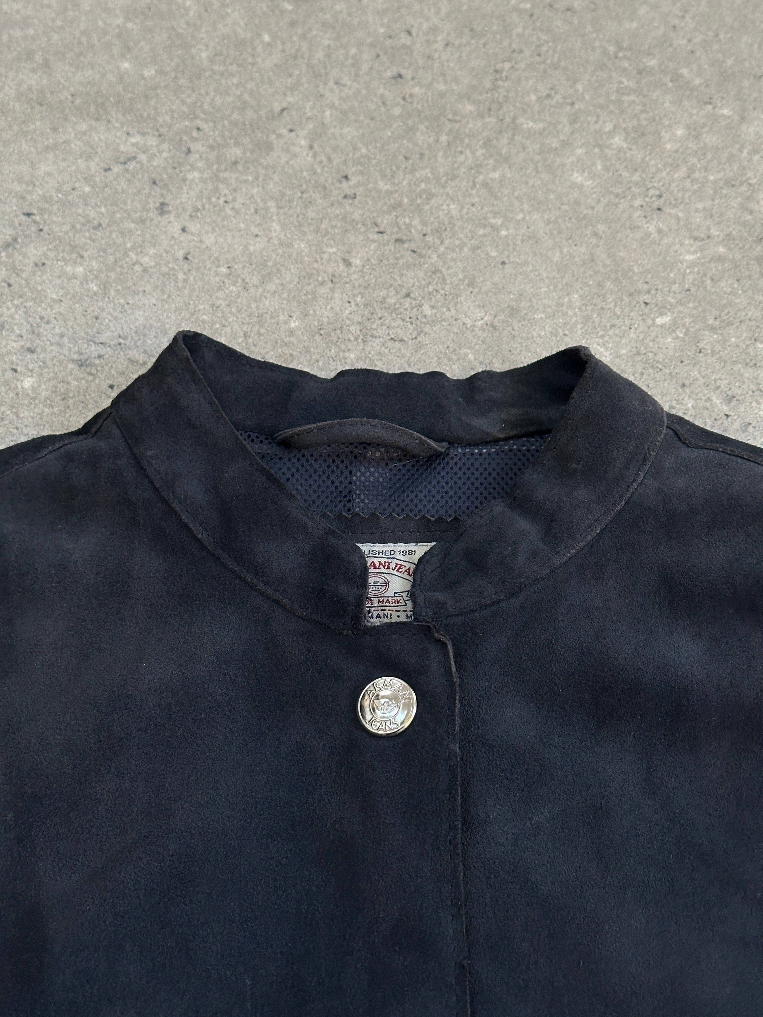 Armani Jeans fitted suede jacket in size M, featuring a stylish design with a smooth suede texture and classic fit.