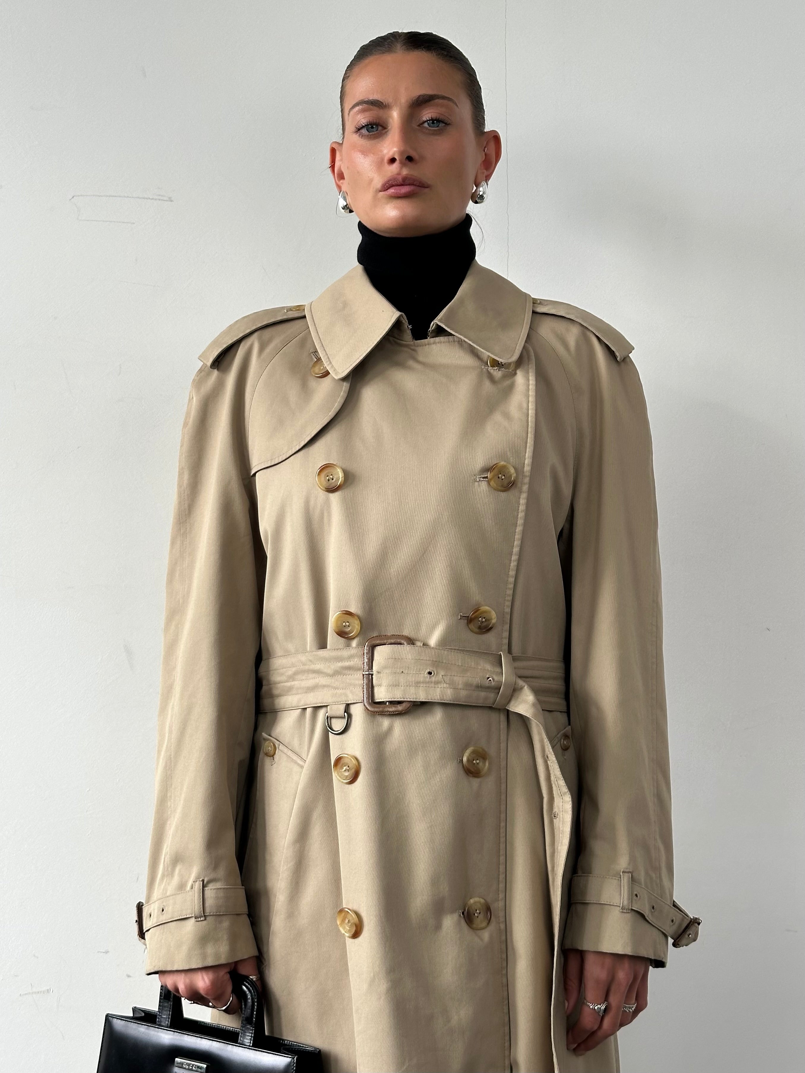 Aquascutum cotton double-breasted belted trench coat in XL, showing classic design with a belt and double-breasted front.
