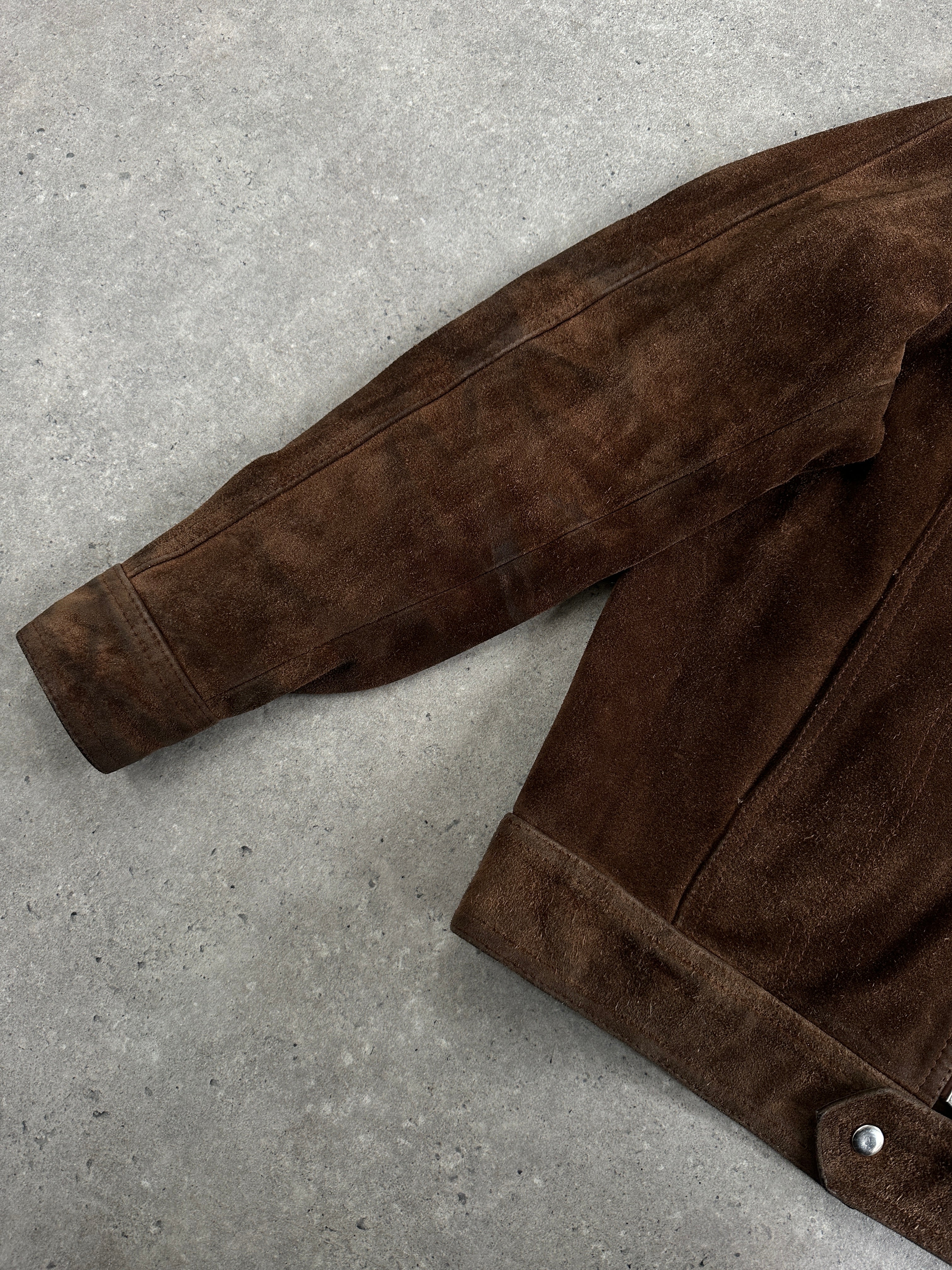 Vintage Dagger Collar Suede Jacket in size L, featuring a stylish collar and soft suede material, displayed on a hanger.