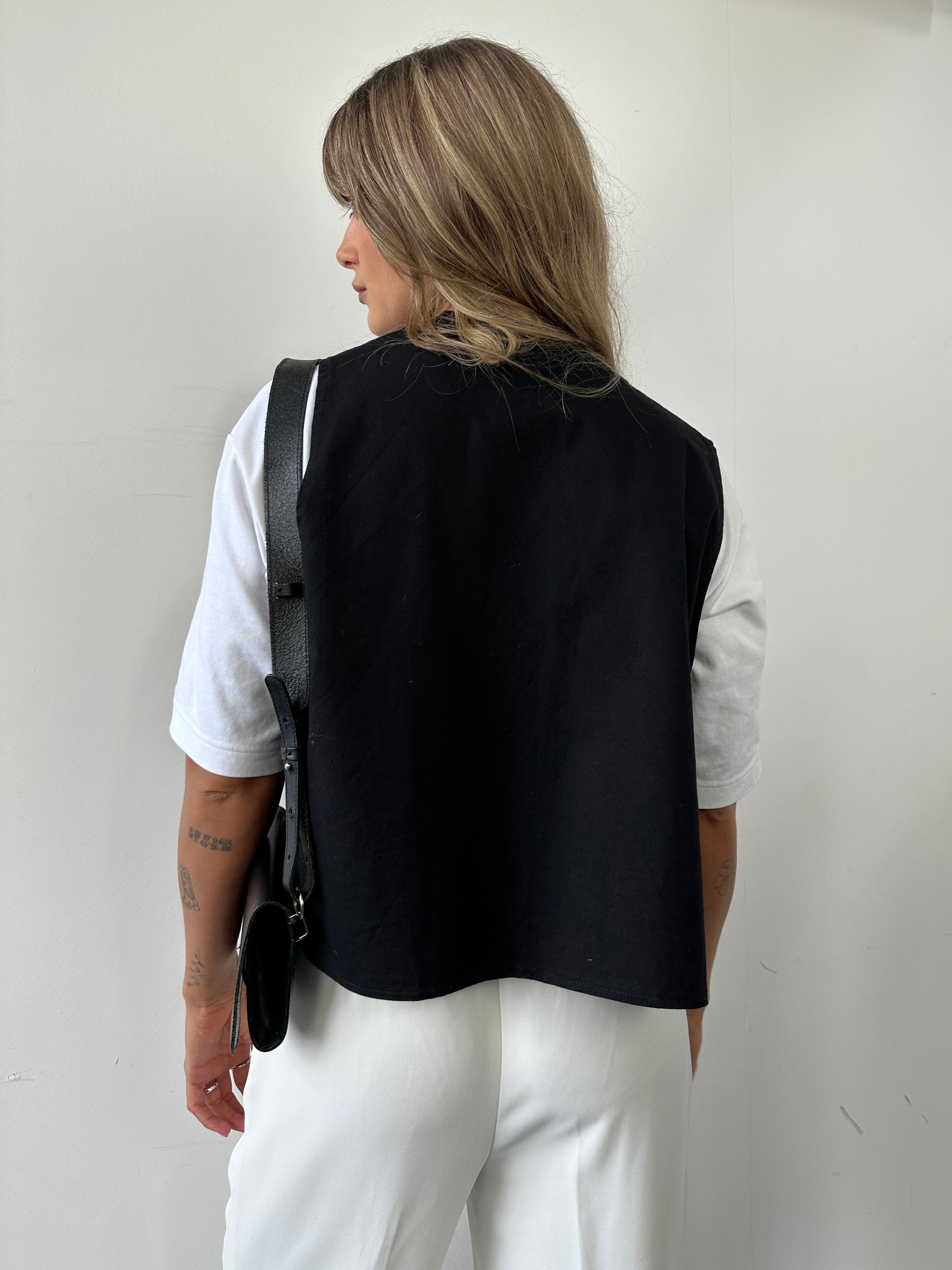 Vintage cotton waistcoat coat in XL size, featuring classic design and neutral color, suitable for vintage fashion style.