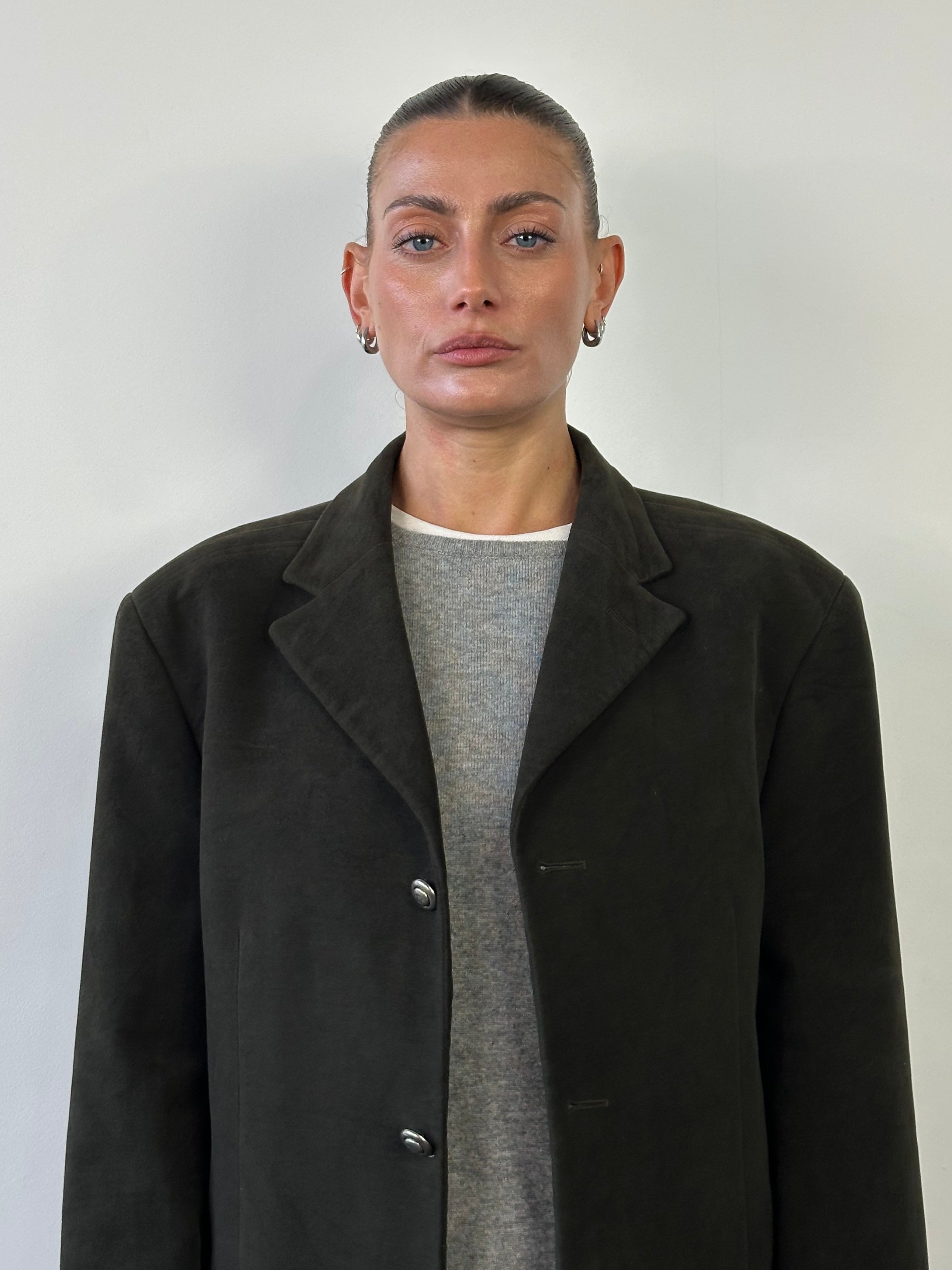 Versace Jeans Couture pure cotton bespoke blazer with Medusa button detail, size 40R/L, in classic tailored style.