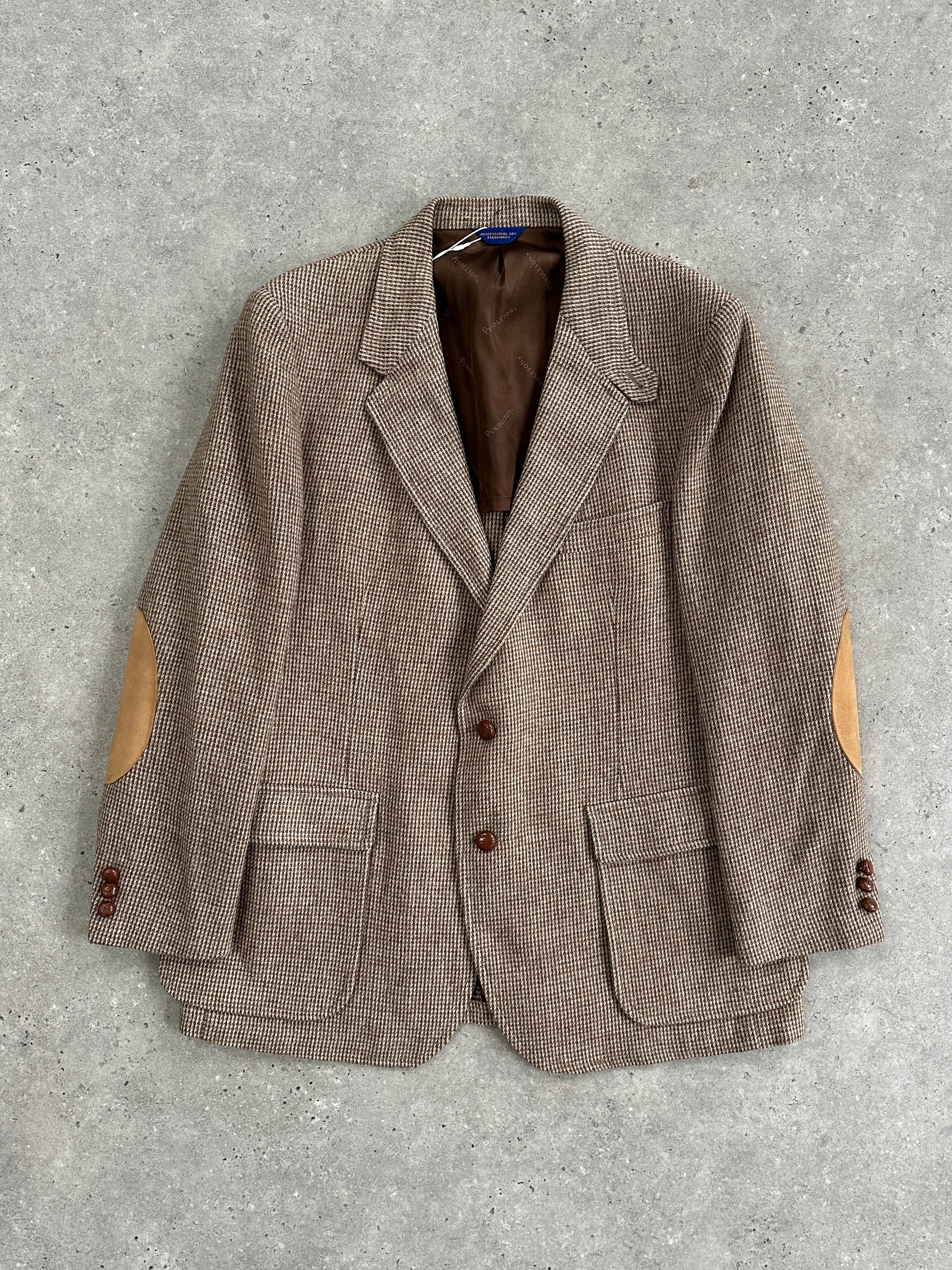 Pendleton 80s tweed virgin wool single-breasted blazer in size XL, featuring classic design and textured fabric.