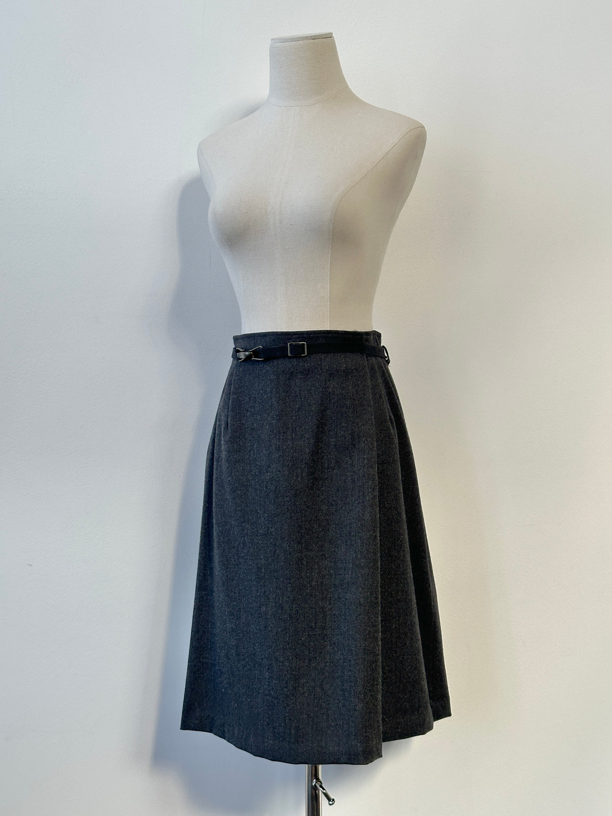 Max Mara Weekend 1990s Pure Wool Pleated Skirt - W26