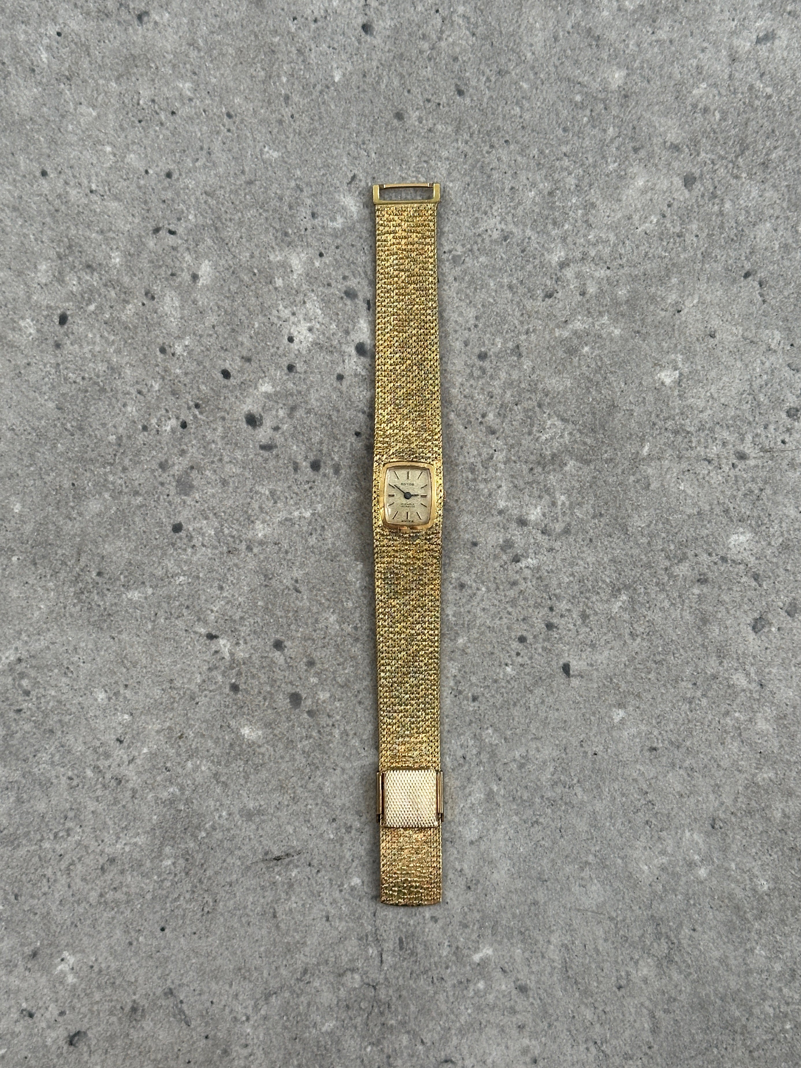 Vintage Royce 1970s Swiss Gold Tone 17 Jewel Watch