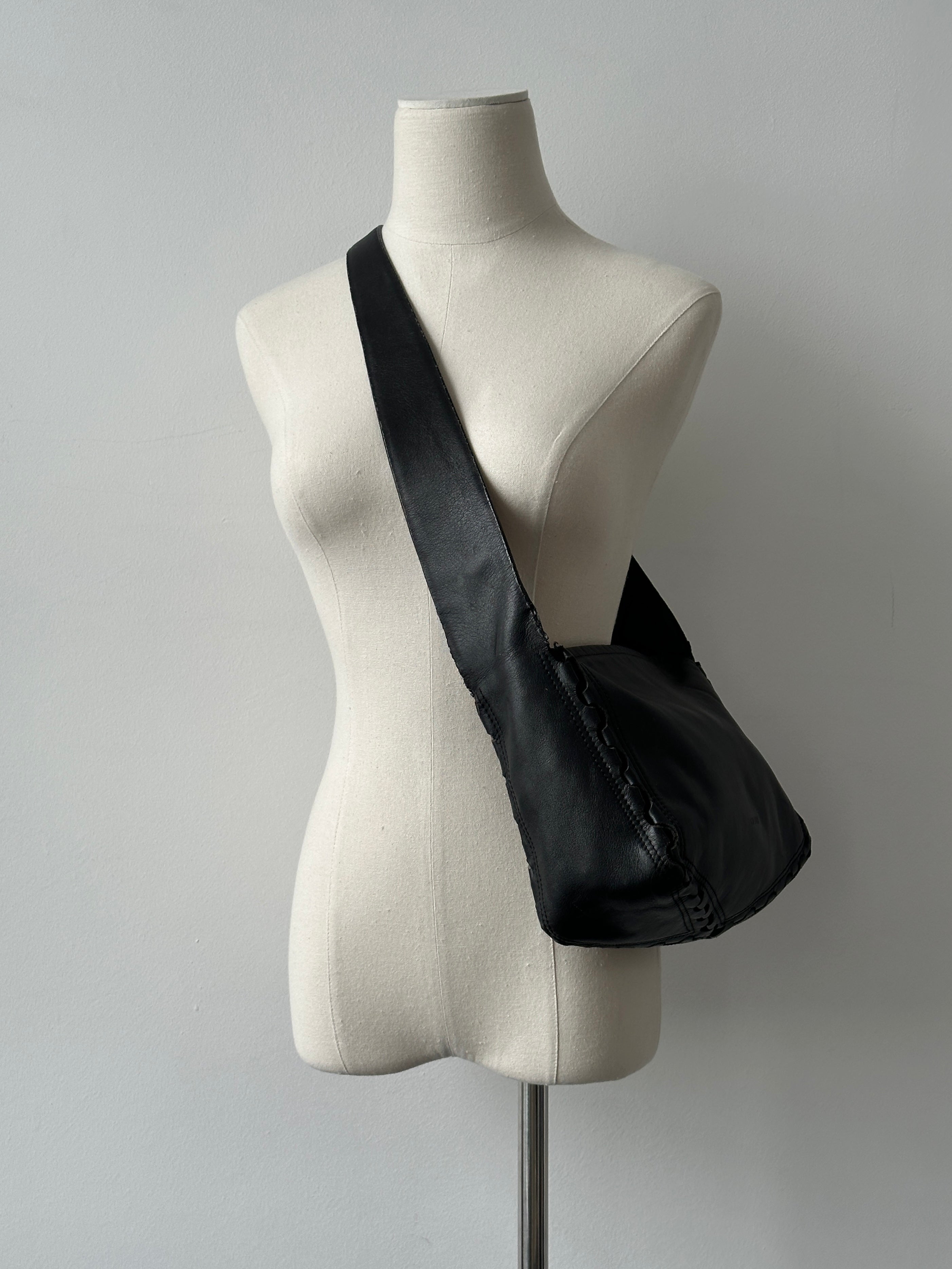 DKNY 2000s Leather Crossbody Bag