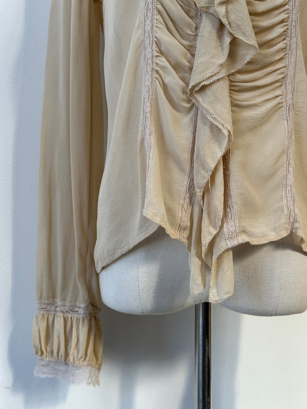 Donna Karan 2000s Pure Silk Sheer Ruffle Shirt - S