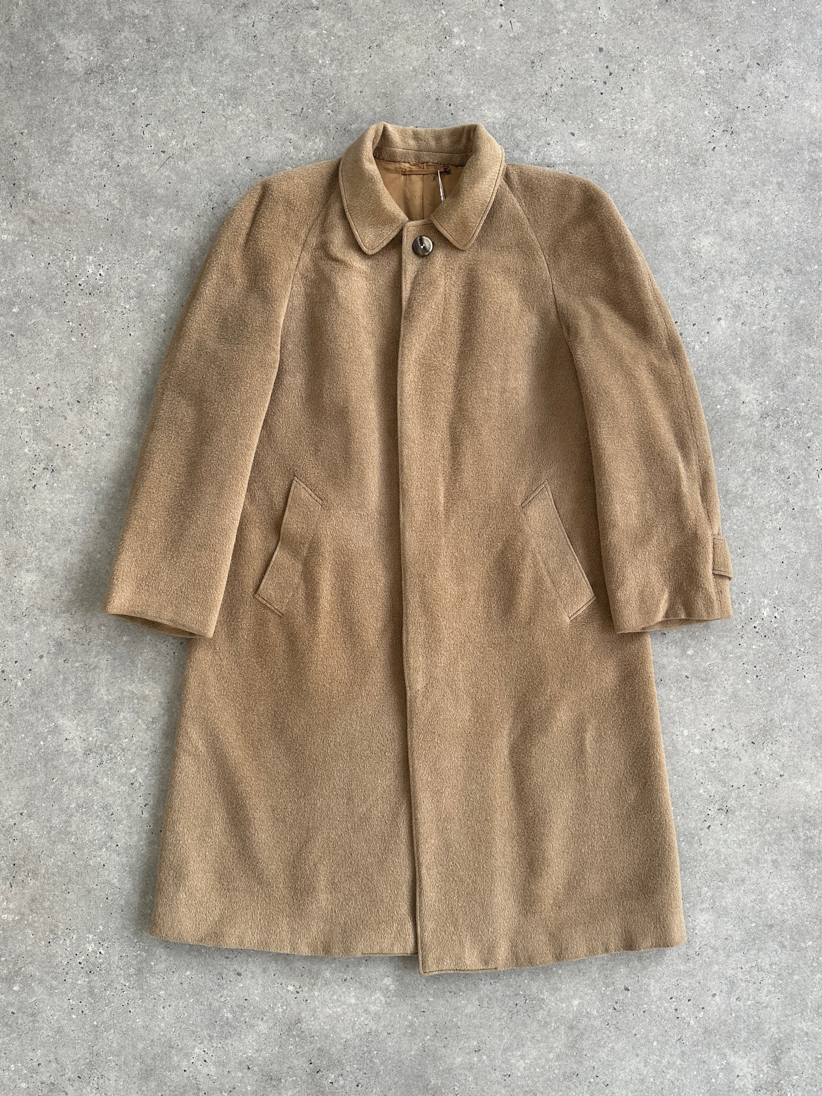 Christian Dior Monsieur 1970s wool coat with concealed placket, styled in XL/XXL size, showcasing classic tailored design.