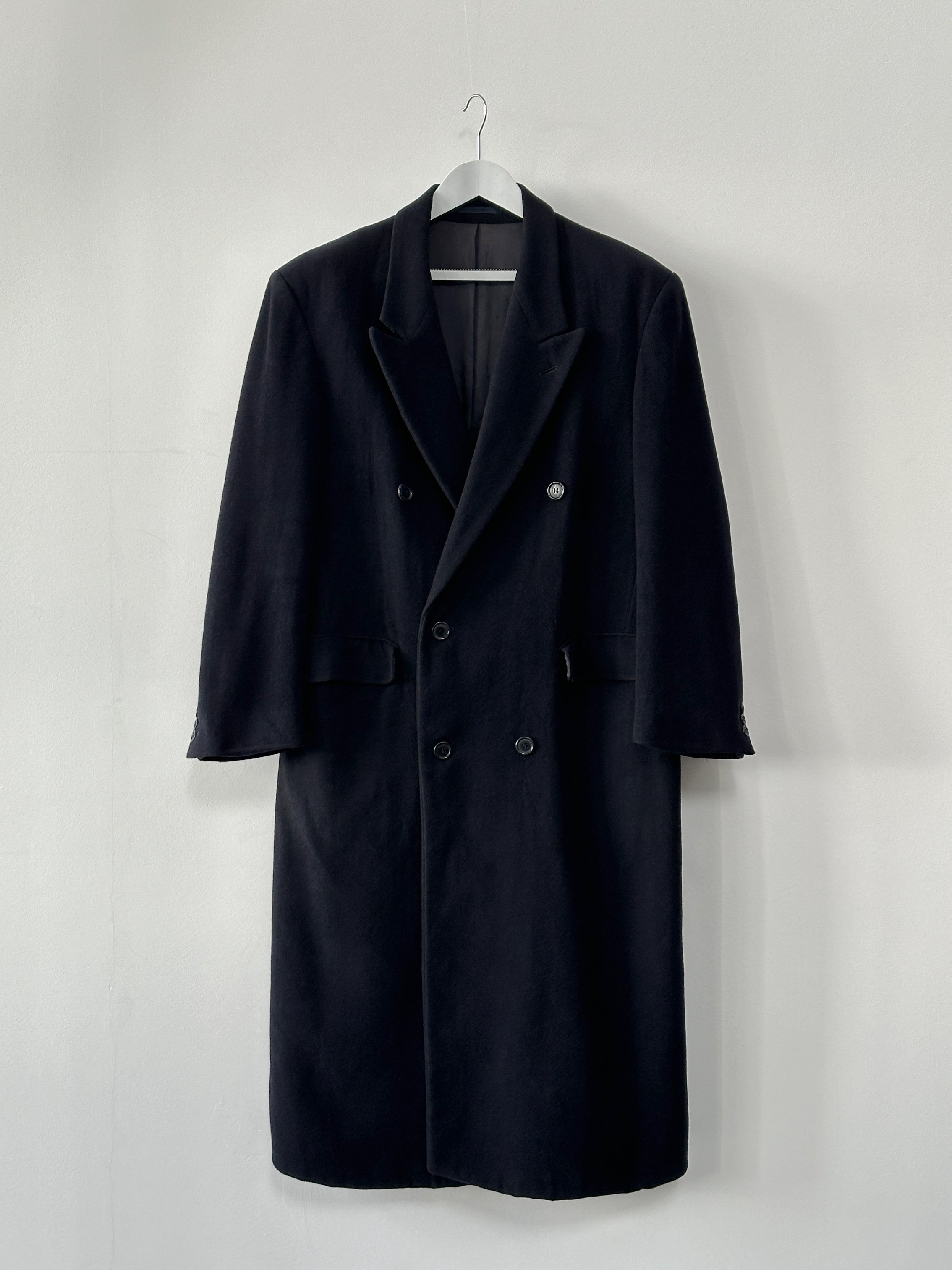 Pierre Cardin wool cashmere double-breasted coat in beige, L/XL, featuring classic lapel collar and button details.