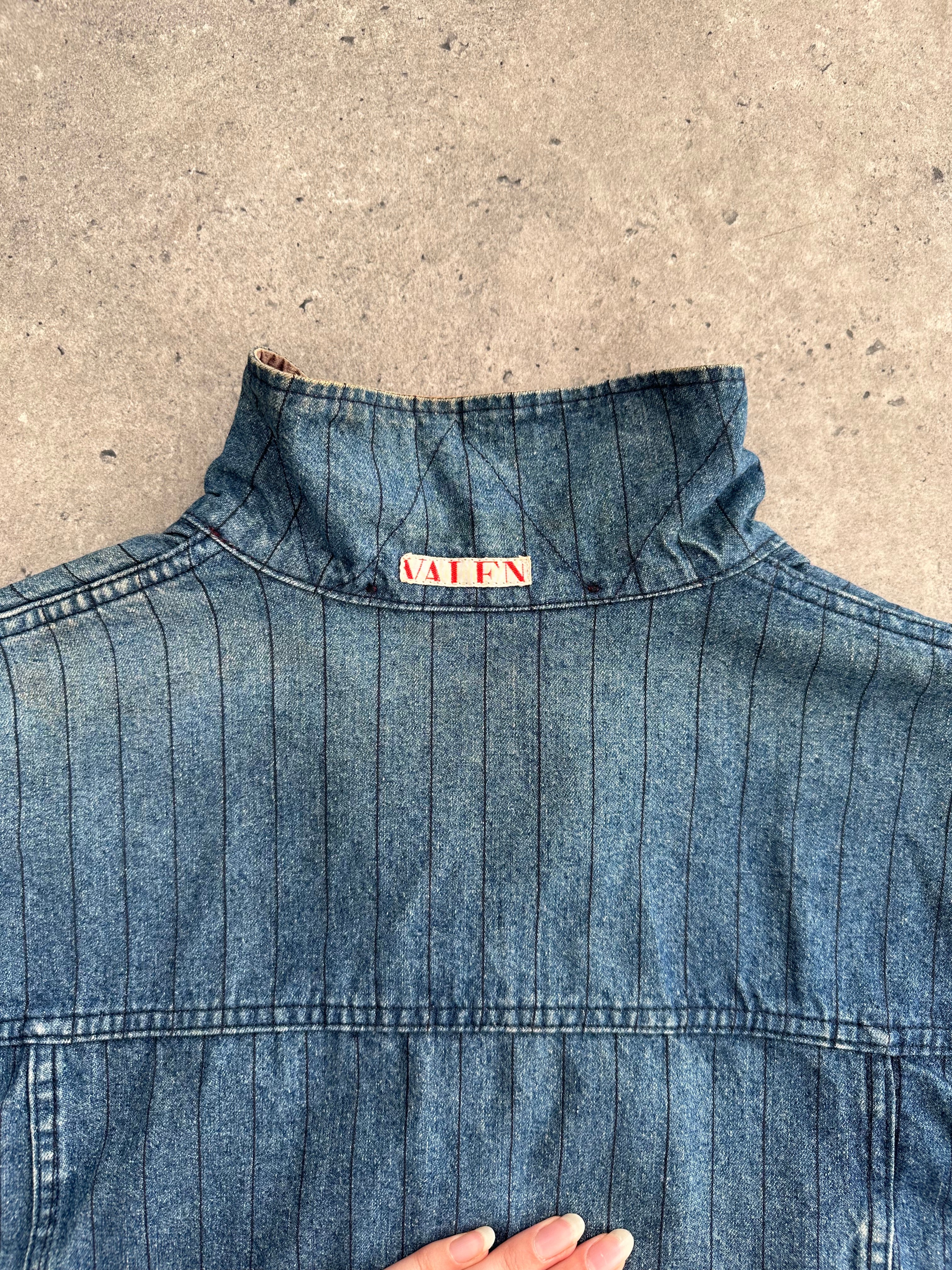 Valentino workwear denim pinstripe jacket in XL, featuring classic denim style with subtle pinstripe details and a tailored fit.