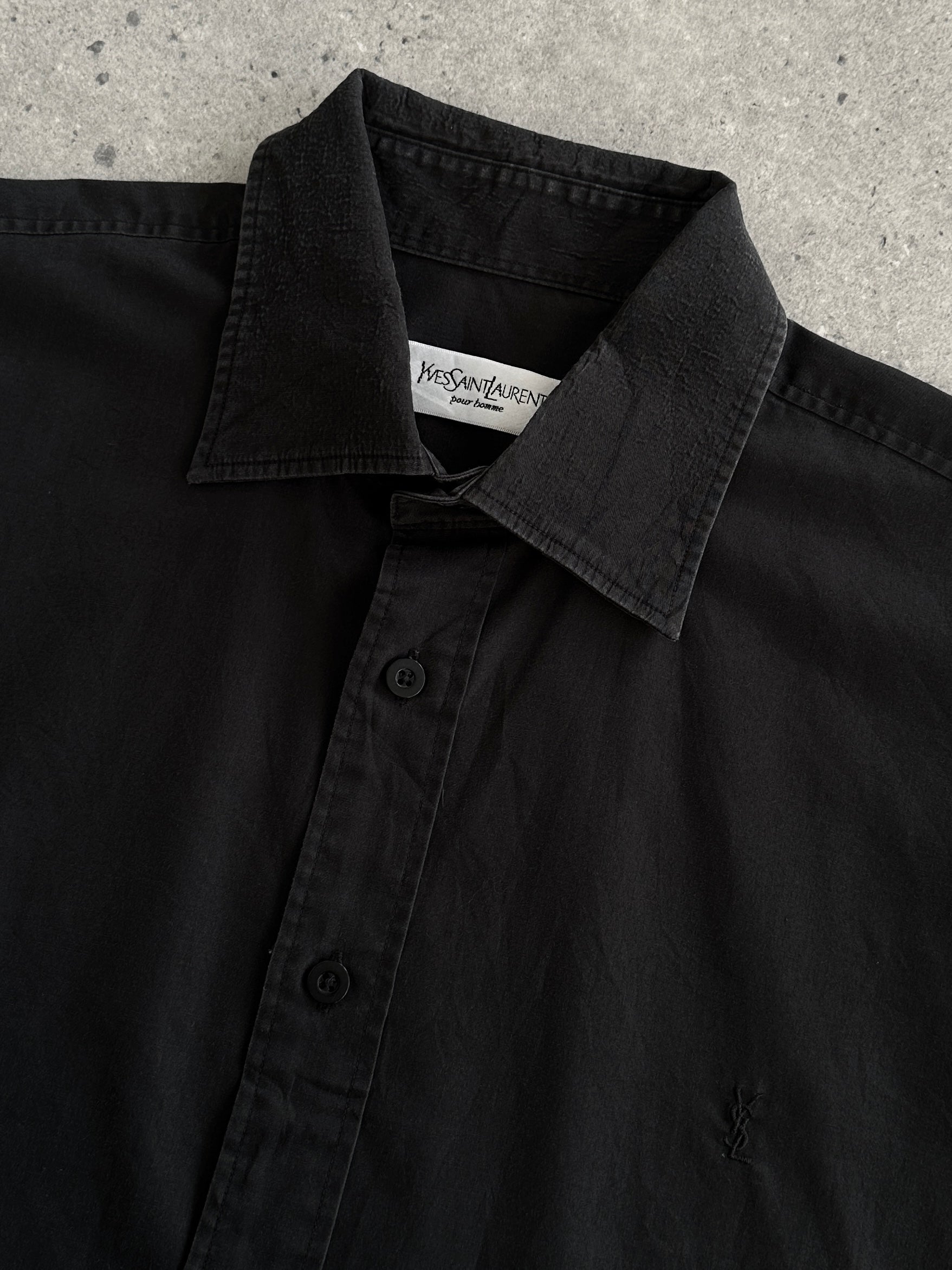Yves Saint Laurent Pour Homme pure cotton logo shirt in XL displayed, featuring the classic design and brand logo on the front.