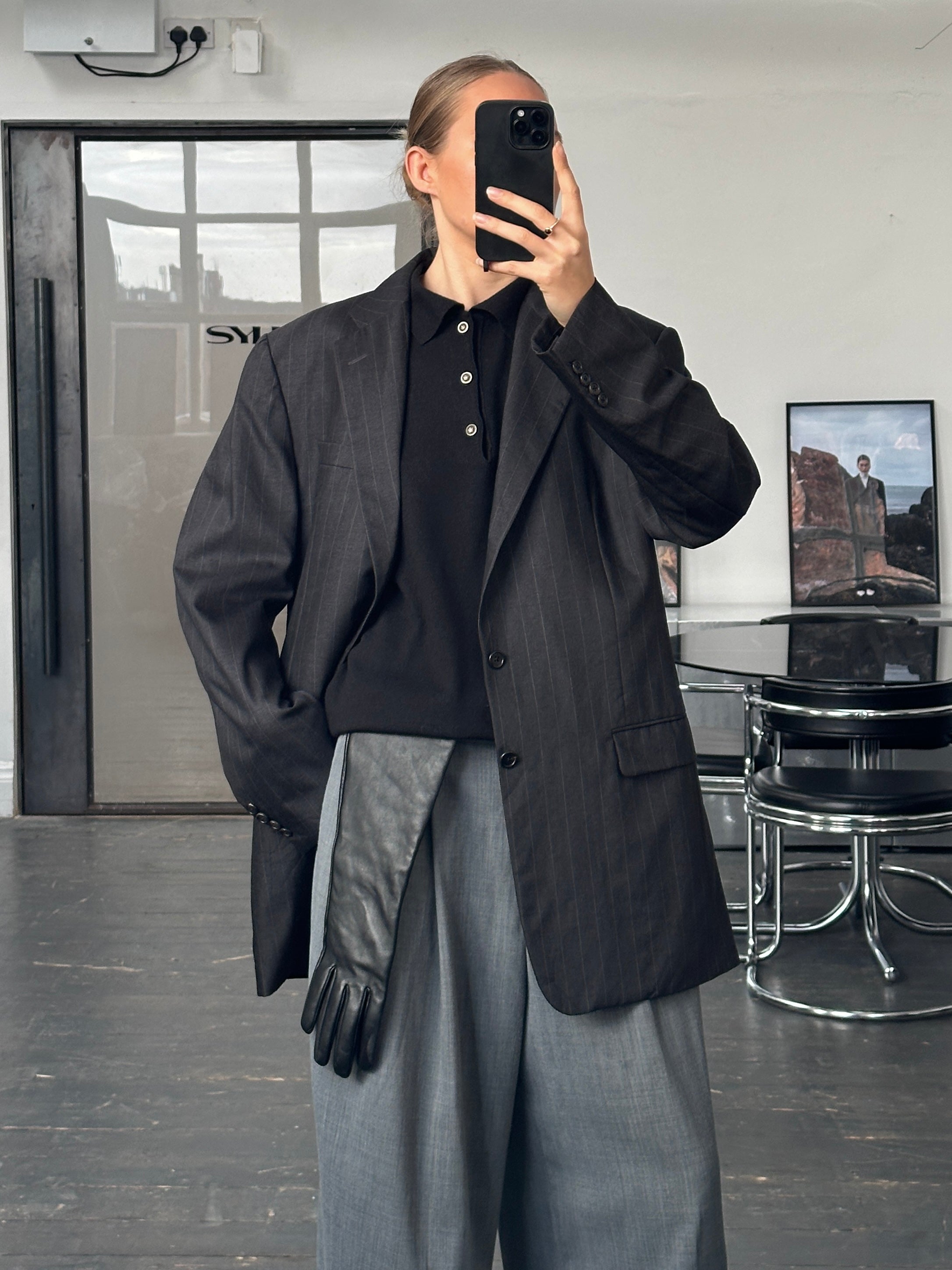 Hickey Freeman x Loro Piana 1990s pure Tasmanian wool single-breasted blazer in size 42L/XL, shown on a hanger.