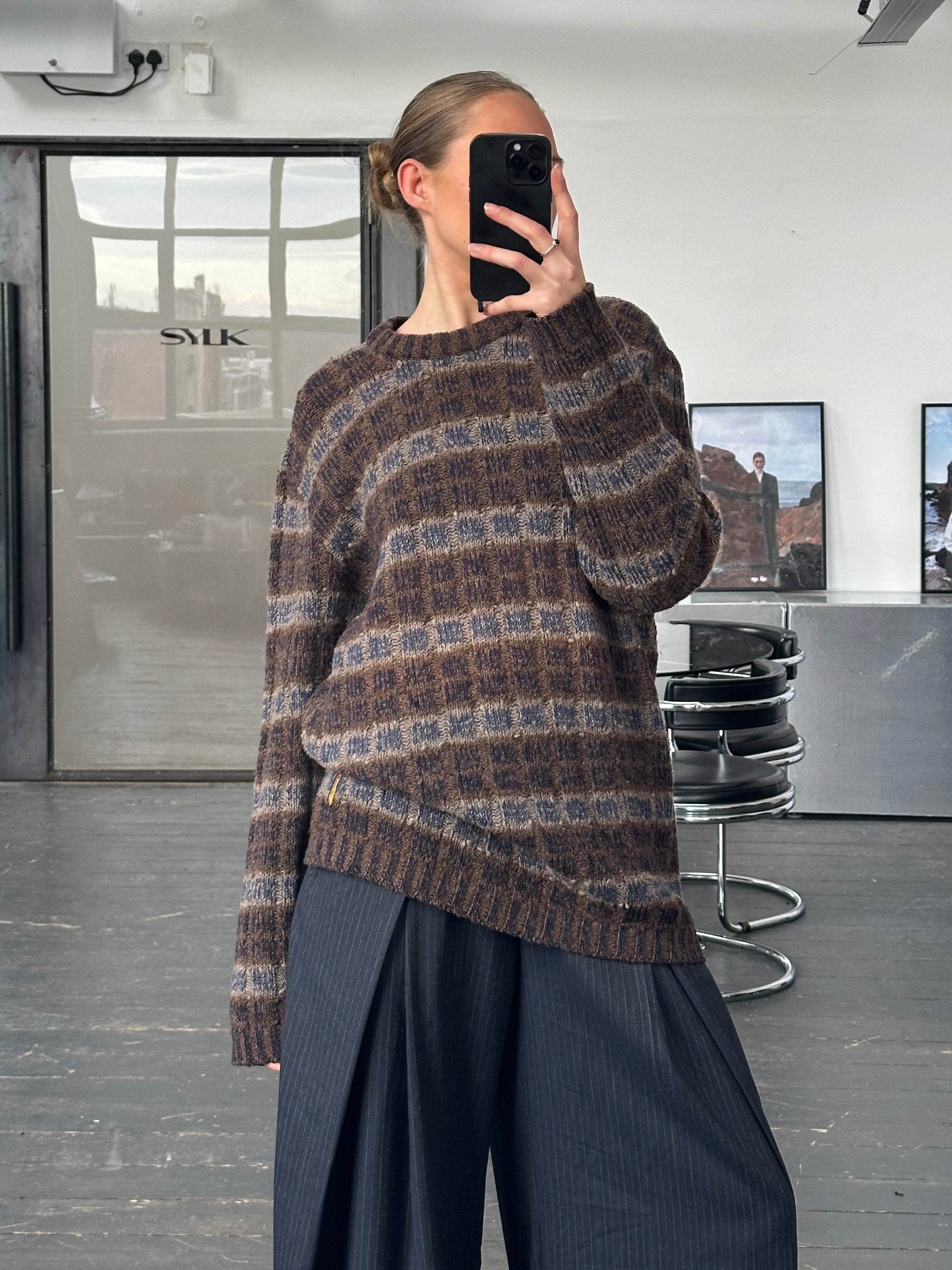 Armani Jeans 1990s wool check knitted jumper in XL, featuring a classic plaid pattern and cozy knit fabric.