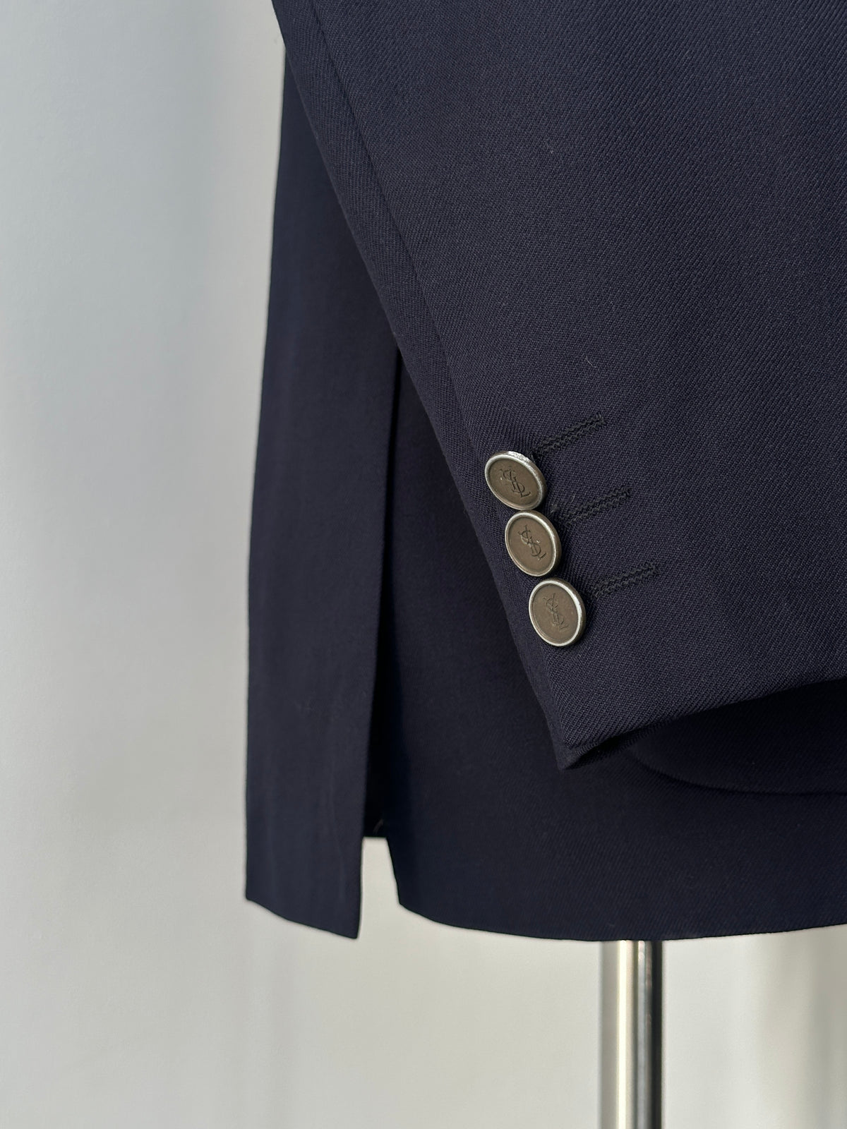 Yves Saint Laurent 1990s Pure Wool Bespoke Button Blazer - M