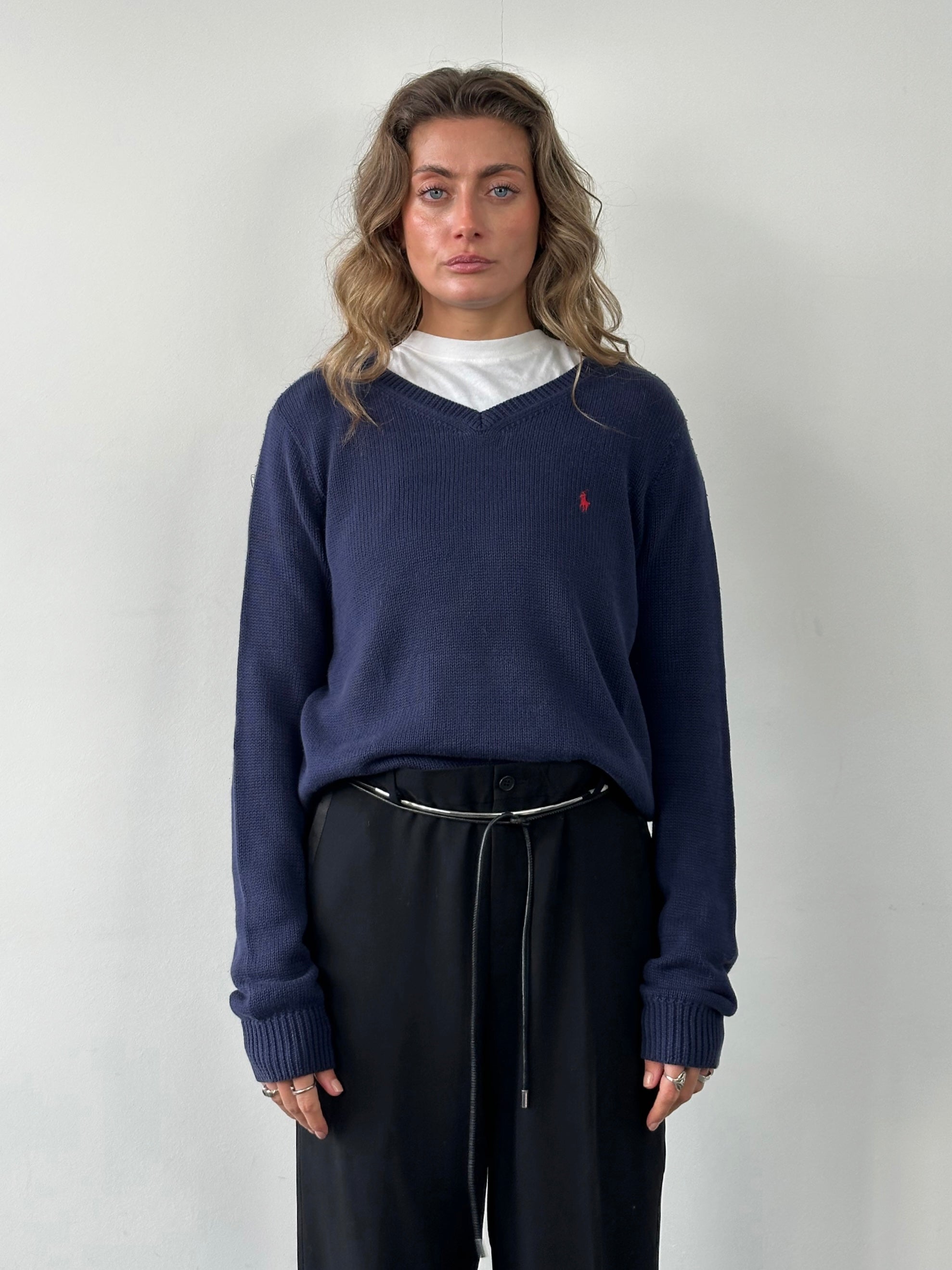Ralph Lauren Polo cotton knitted logo jumper in size M/L, featuring classic design and the brand's signature logo on the chest.