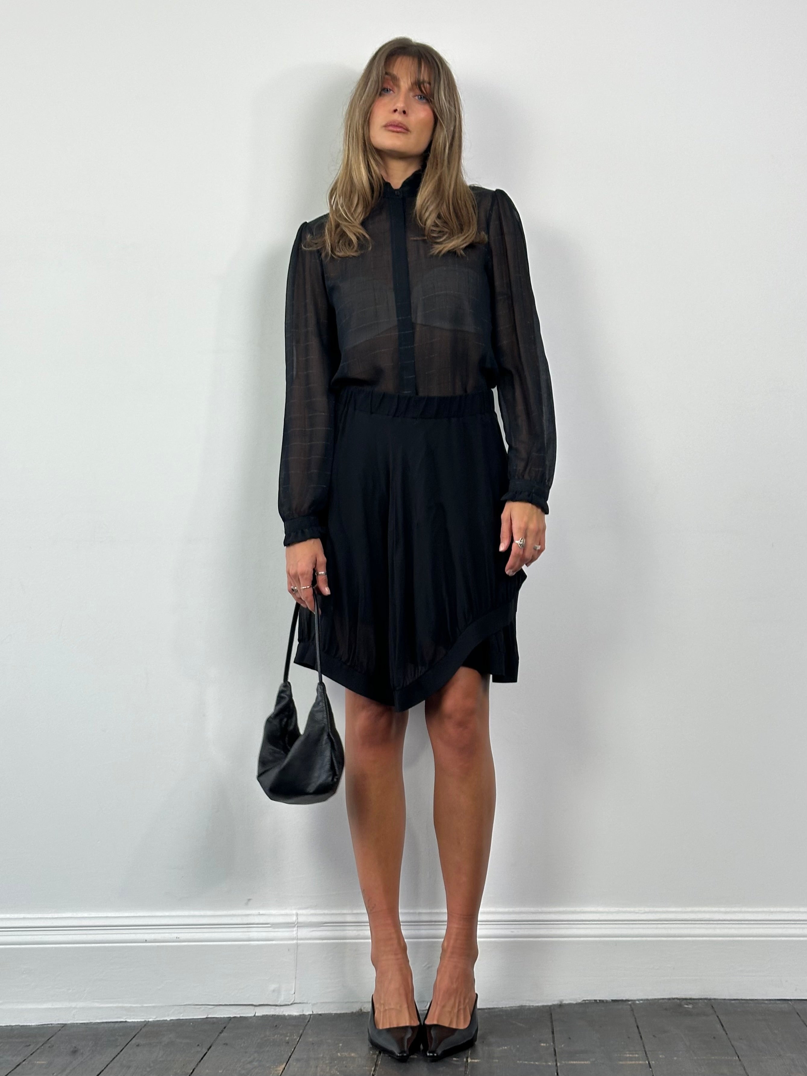 Giorgio Armani pure silk layered skirt in size 28-32W, featuring elegant draped design and smooth fabric.