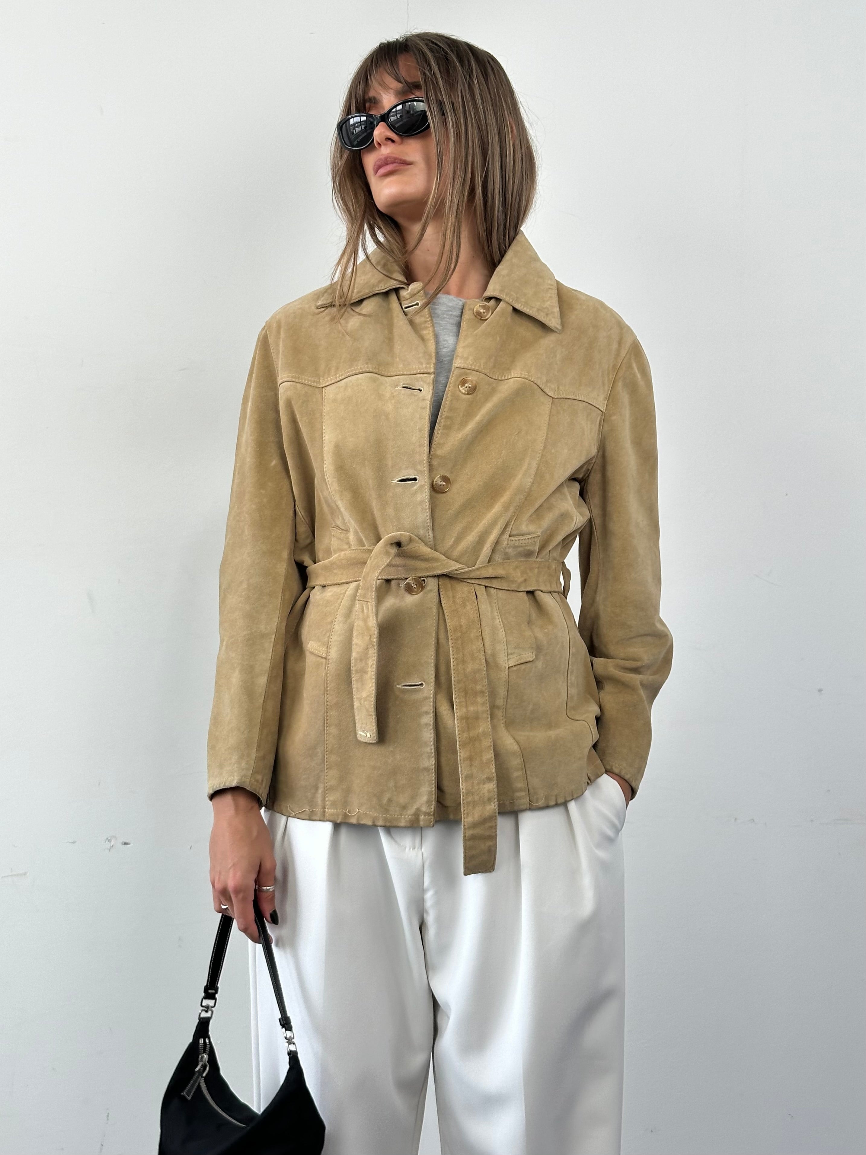 Vintage Italian suede belted jacket in S/M size, featuring classic design, natural suede texture, and vintage style.