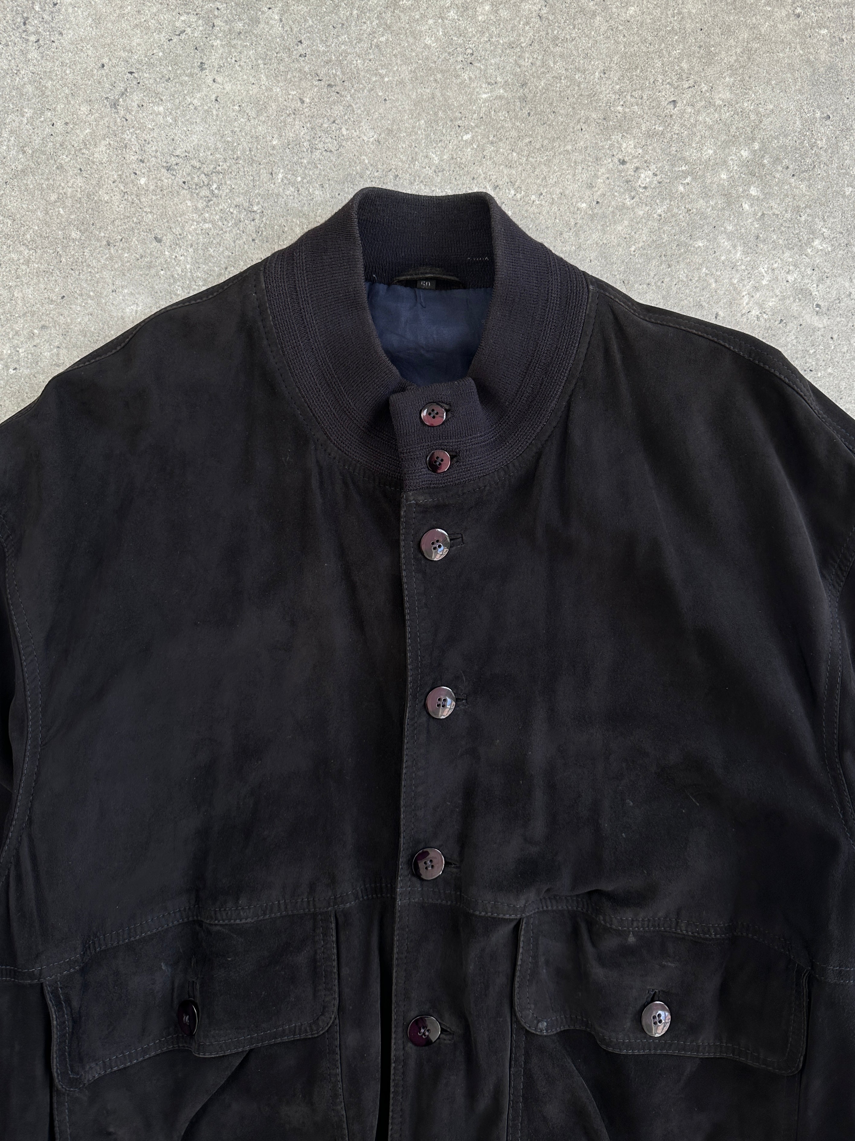 Vintage 1980s high neck suede bomber jacket in size XL, classic leather jacket with a retro silhouette and textured suede finish.