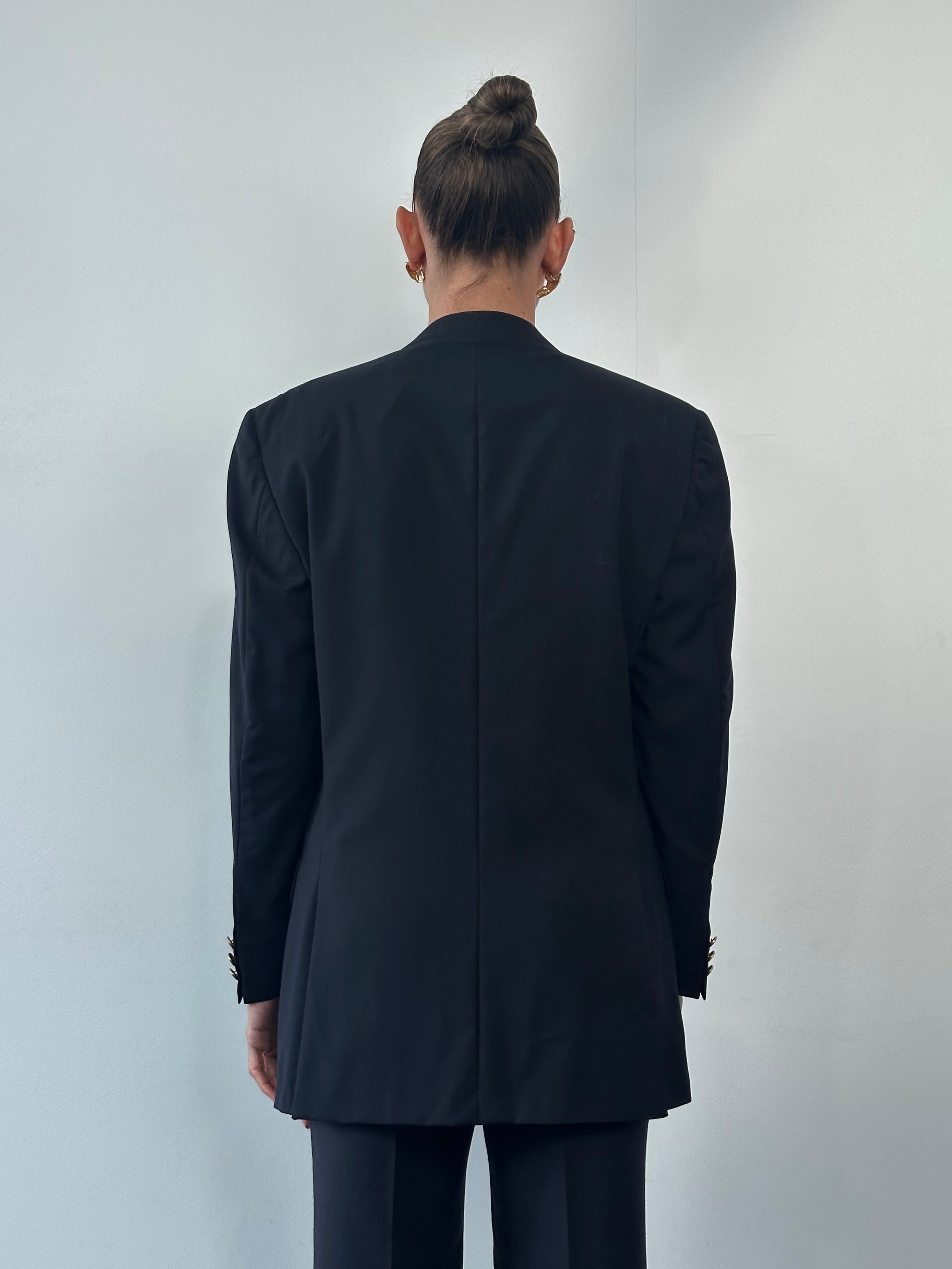 Valentino bespoke pure wool single-breasted blazer in size 36R/M, tailored fit with classic lapels and button details.
