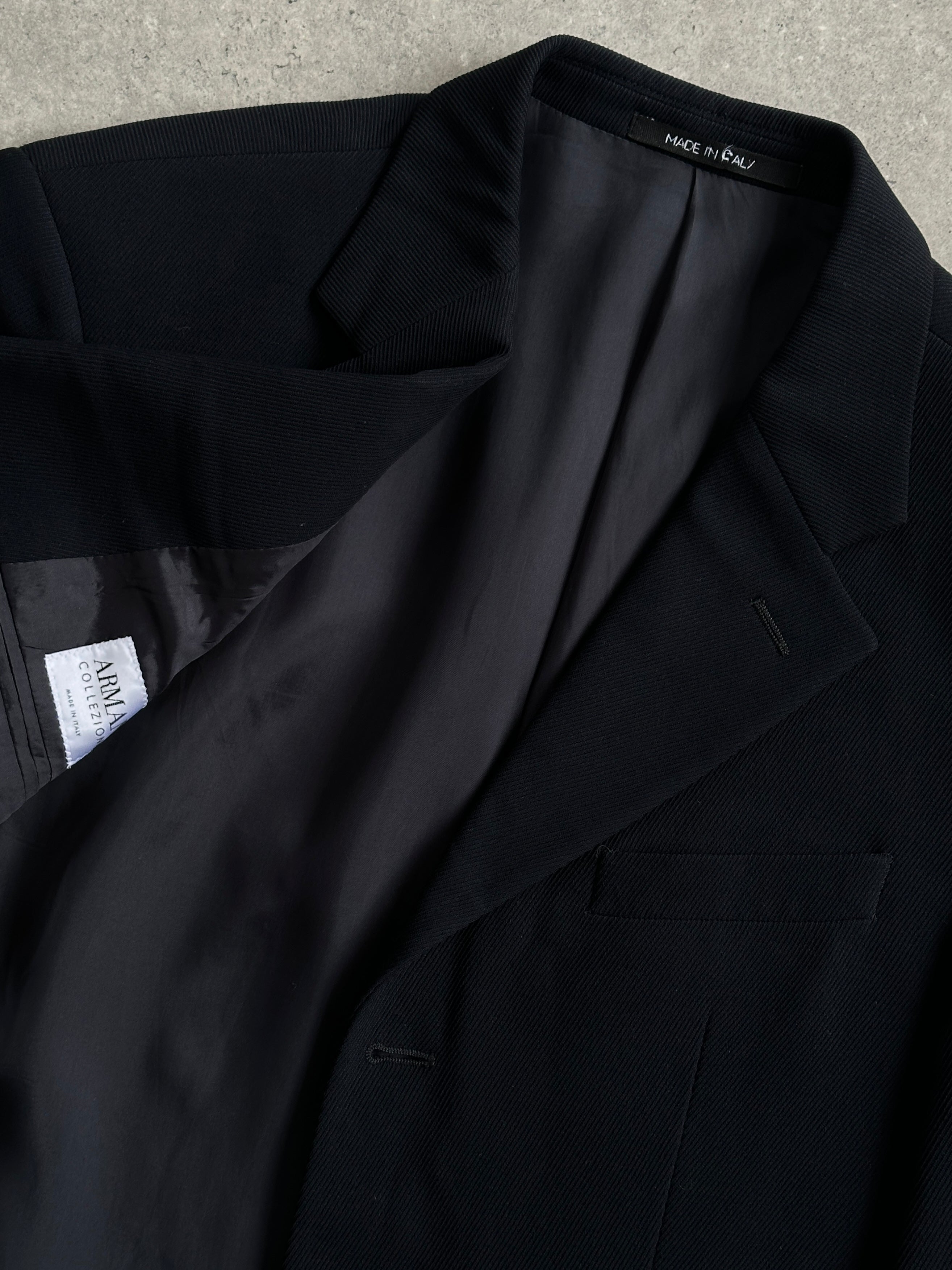 Armani Collezioni men's pure wool ribbed single-breasted blazer in size 38R/M, shown in a classic tailored fit.