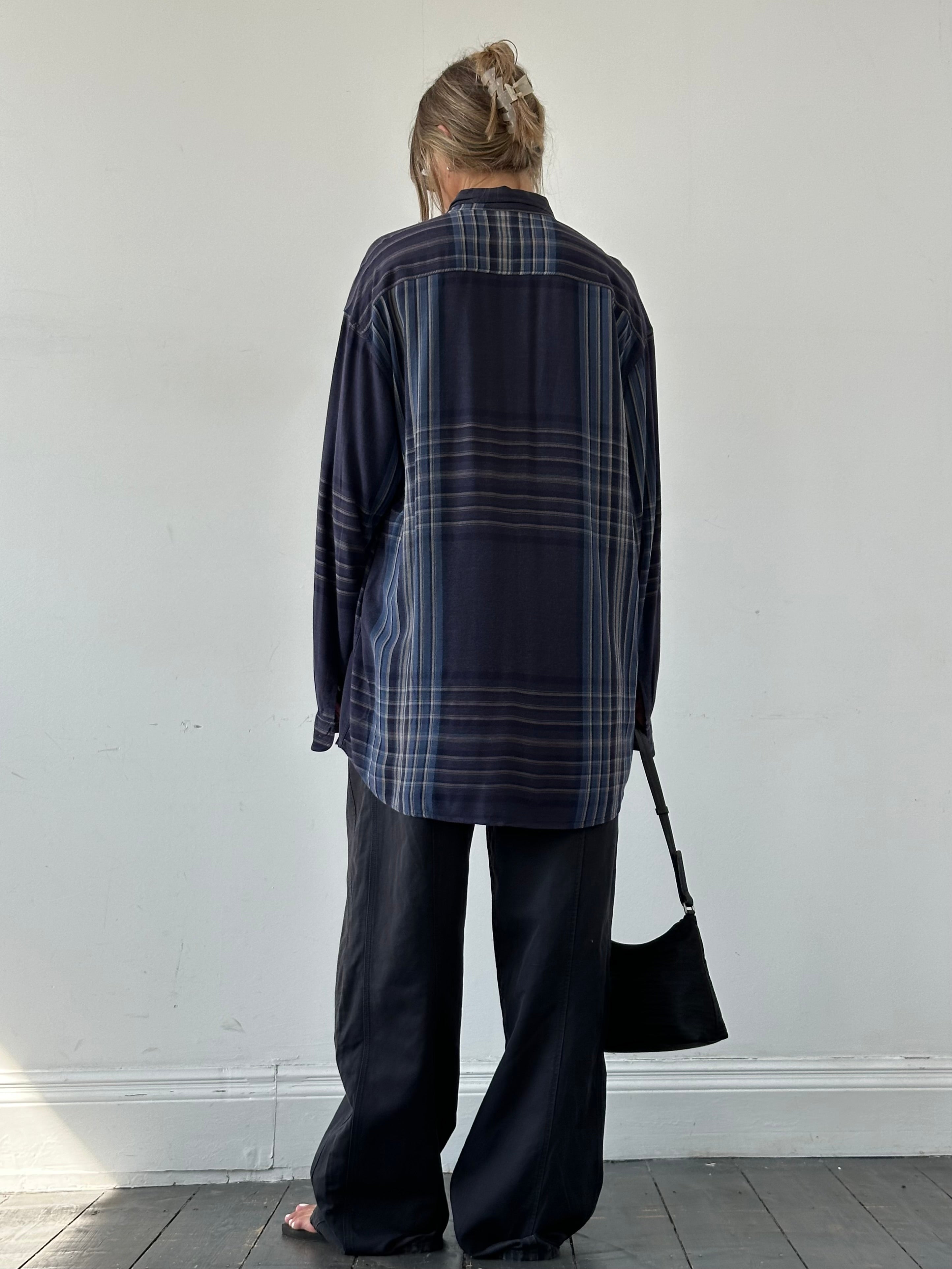 Armani Jeans oversized 90s check flannel logo shirt in XXL, featuring a bold plaid pattern and classic branding details.