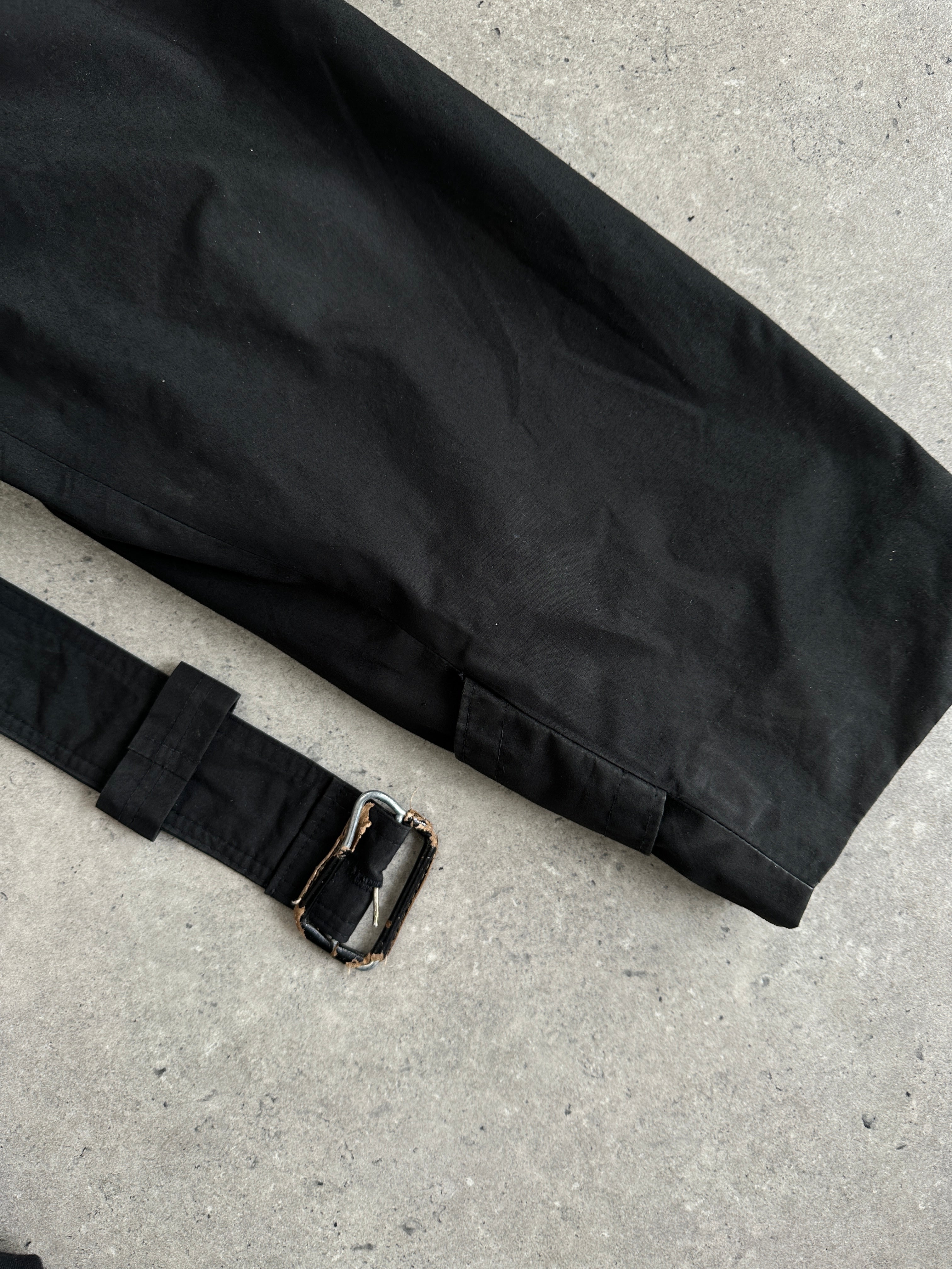 Christian Dior Monsieur cotton double-breasted belted trench coat in XXL, showcasing classic design and tailored fit.