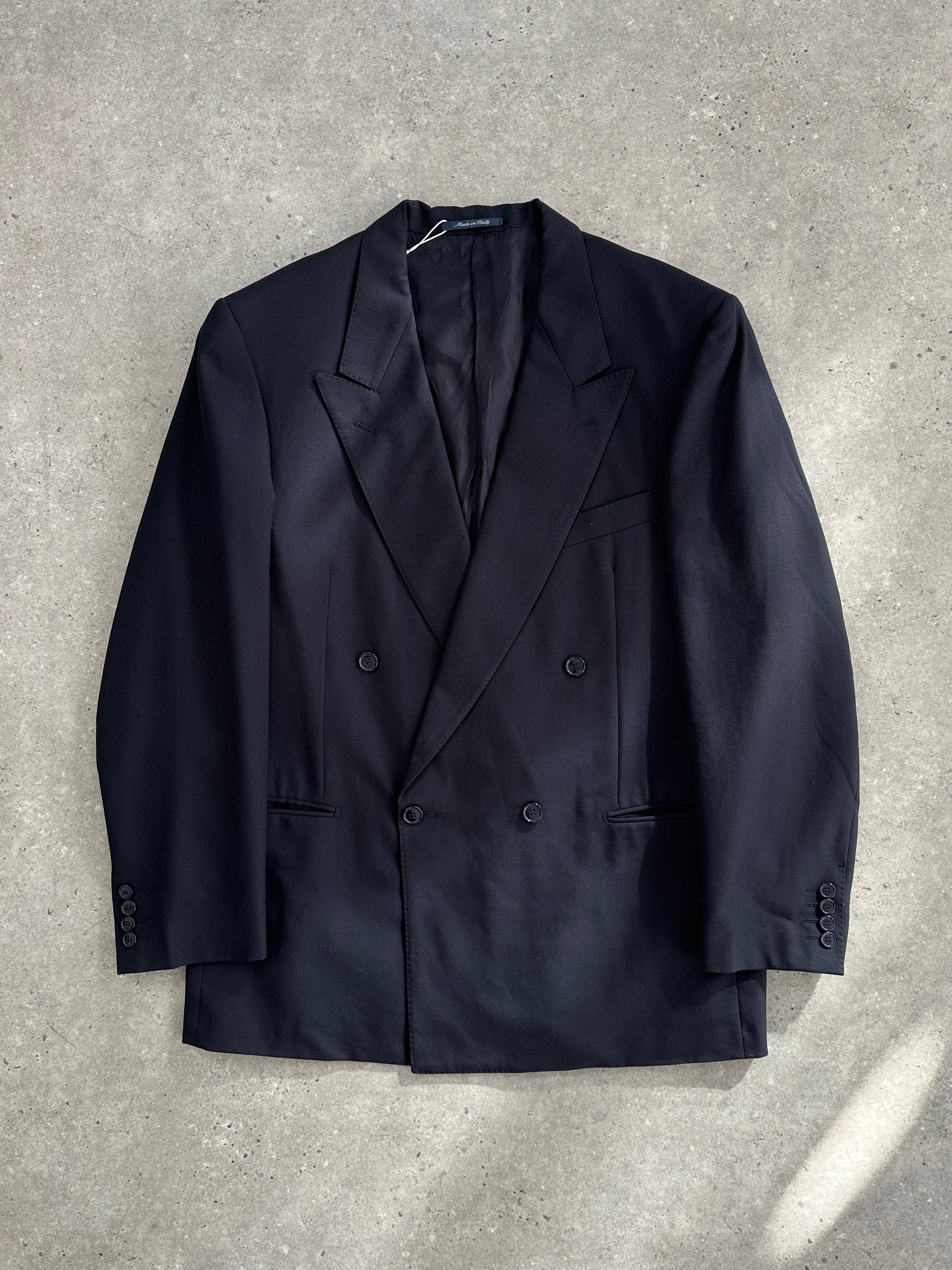 Yves Saint Laurent Diffusion Hommes 1980s pure wool double-breasted blazer, size 42R/XL, in classic tailored style.