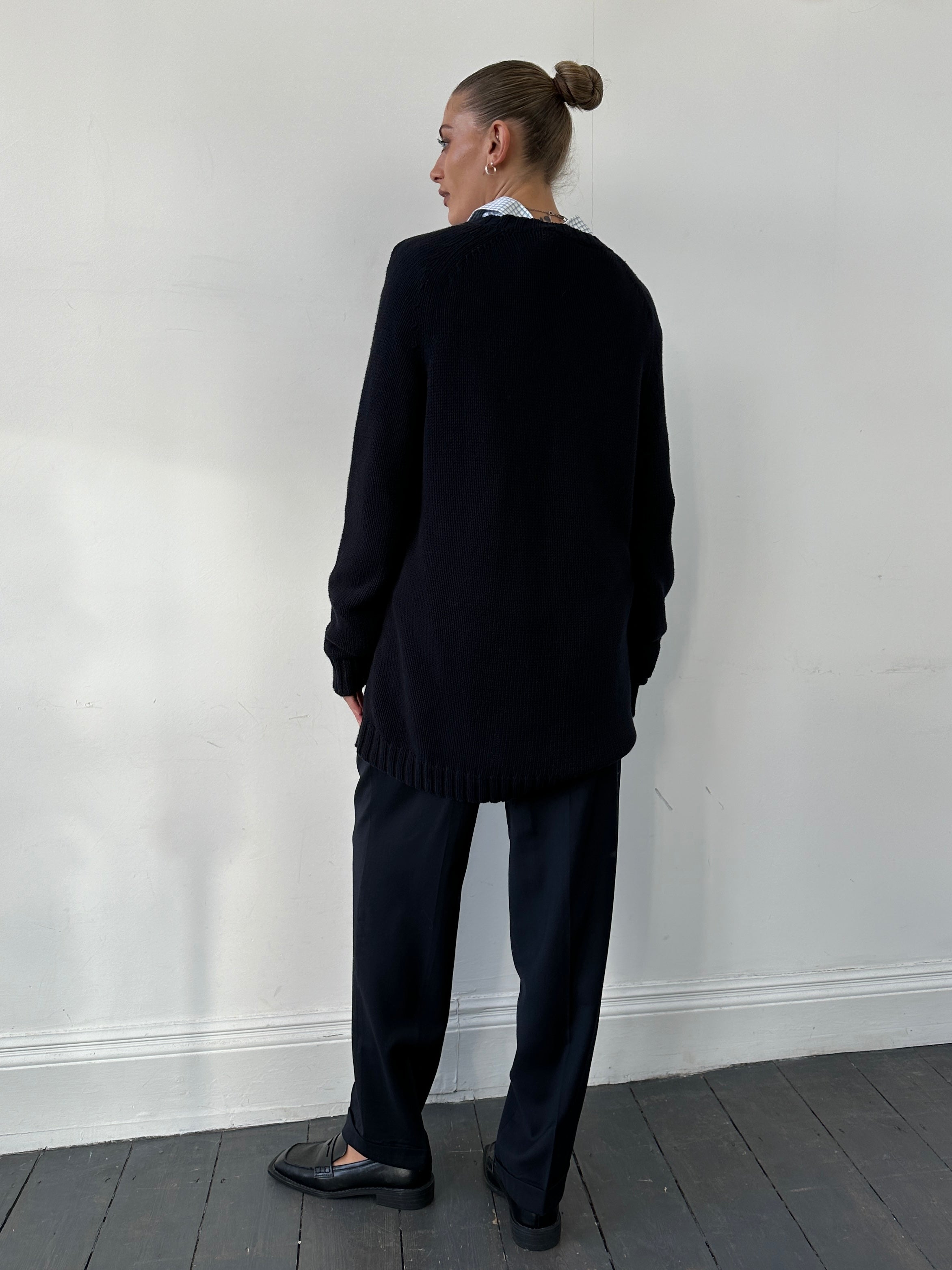Yves Saint Laurent knitted cotton logo jumper in XL/XXL, featuring the iconic YSL logo on a stylish, cozy knit fabric.