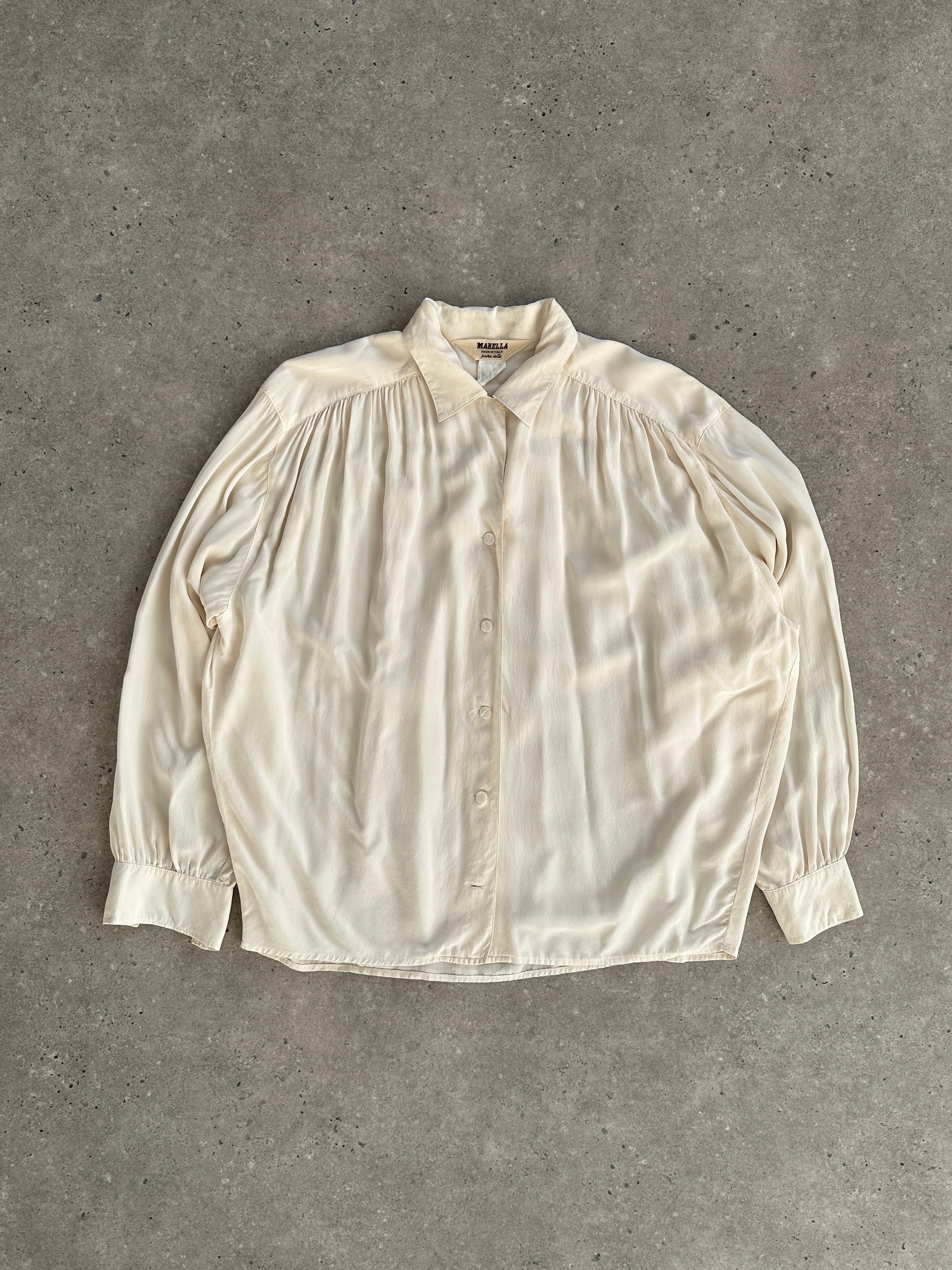 Marella Circa 90s pure silk pleated shirt in size L, featuring a classic button-up design with pleats and a soft silk fabric.