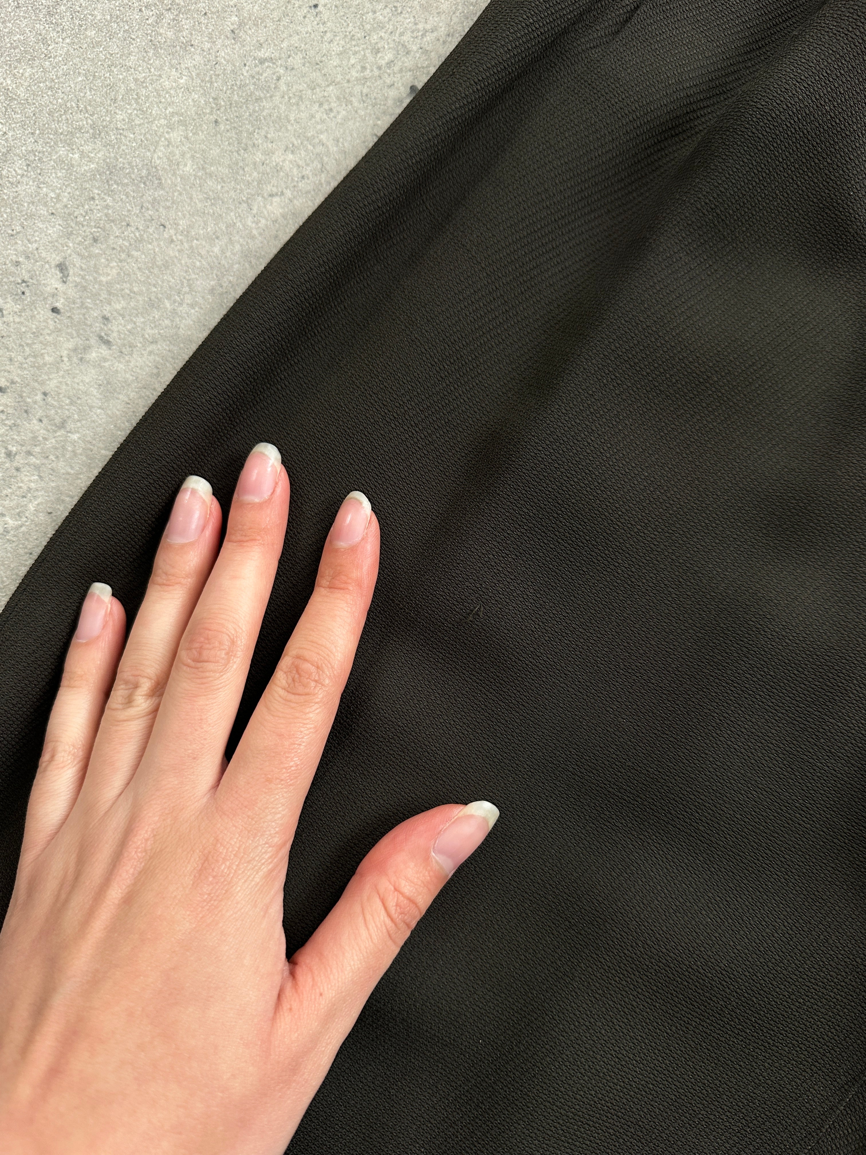 Emporio Armani high waisted tapered leg tailored trousers in black, featuring a sleek fit and classic design.