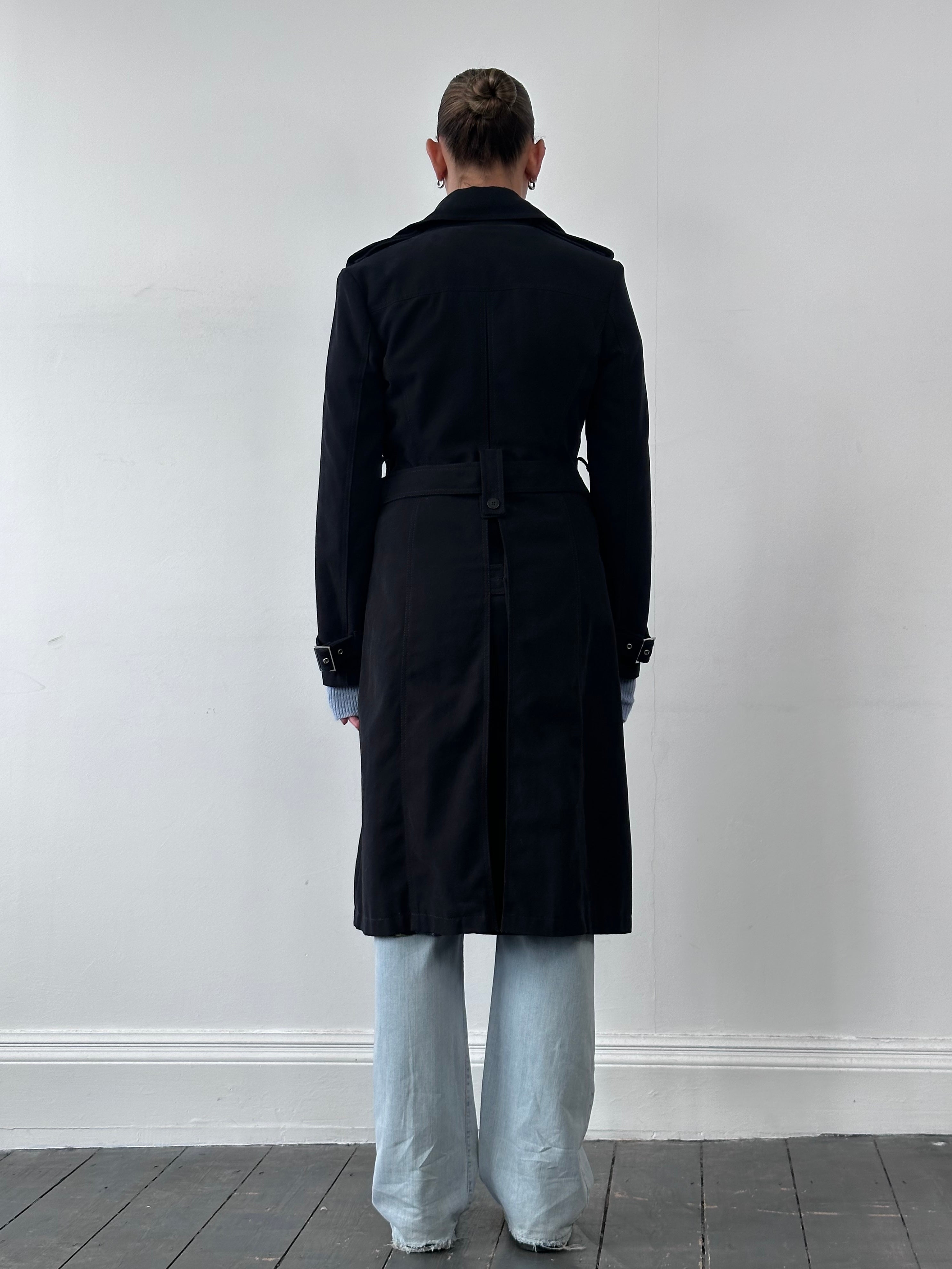 Versace Jeans Couture 00s pure cotton belted trench coat in size M, stylish beige coat with classic collar and belt detail.