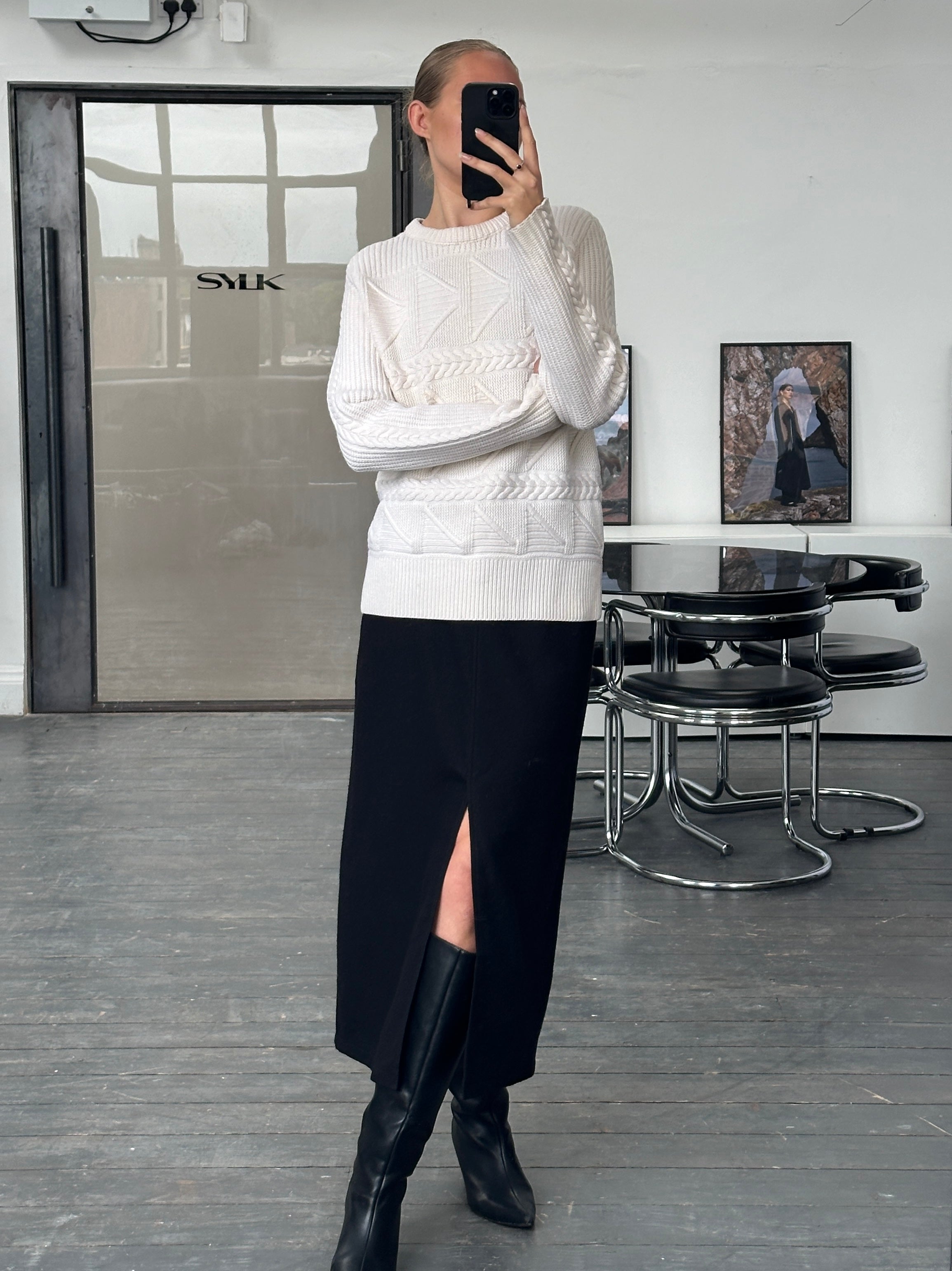 Burberry Prorsum AW13 chunky wool jumper in size M, featuring a cozy knit design and classic style.