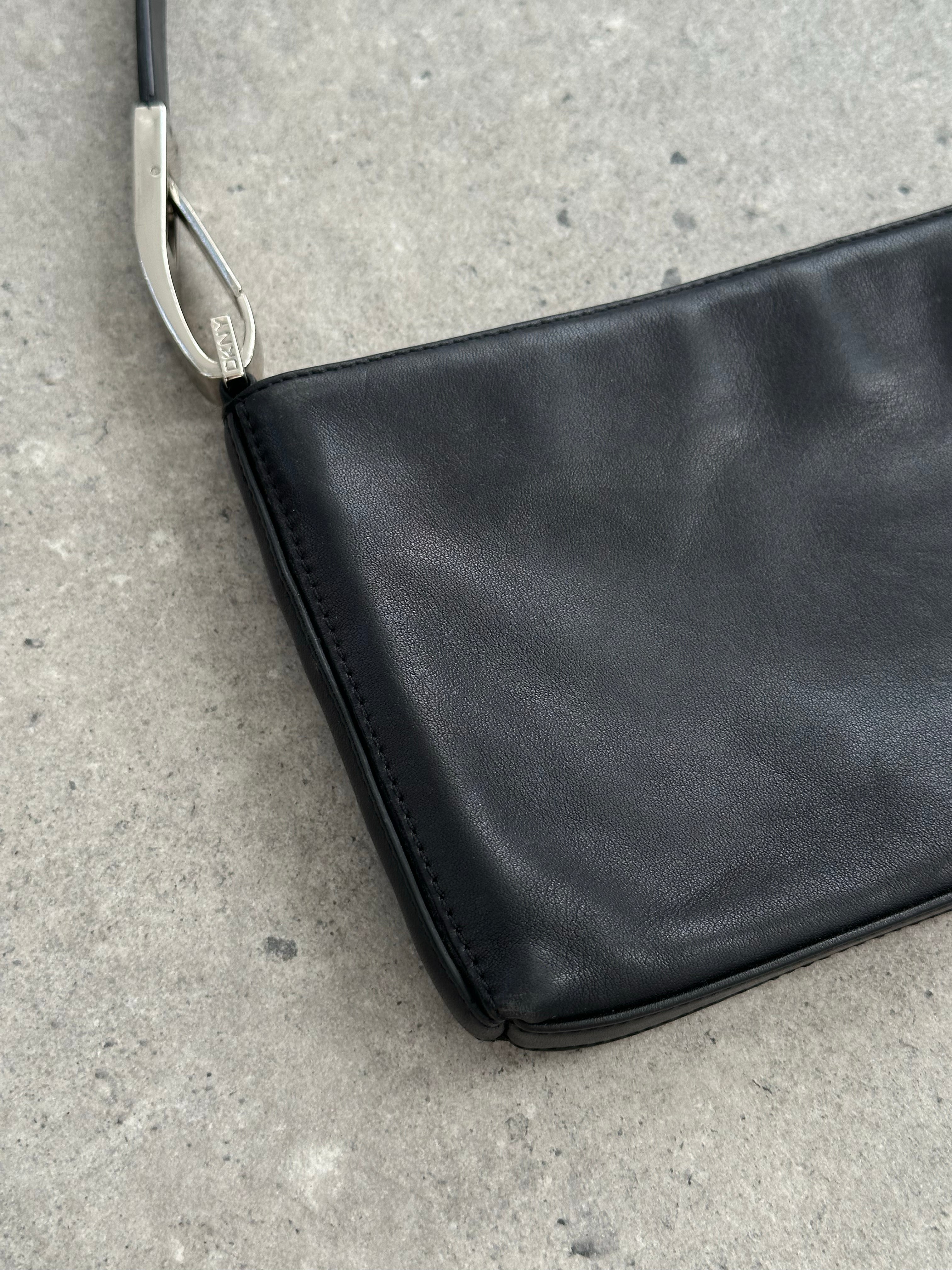 DKNY 2000s Leather Shoulder Bag