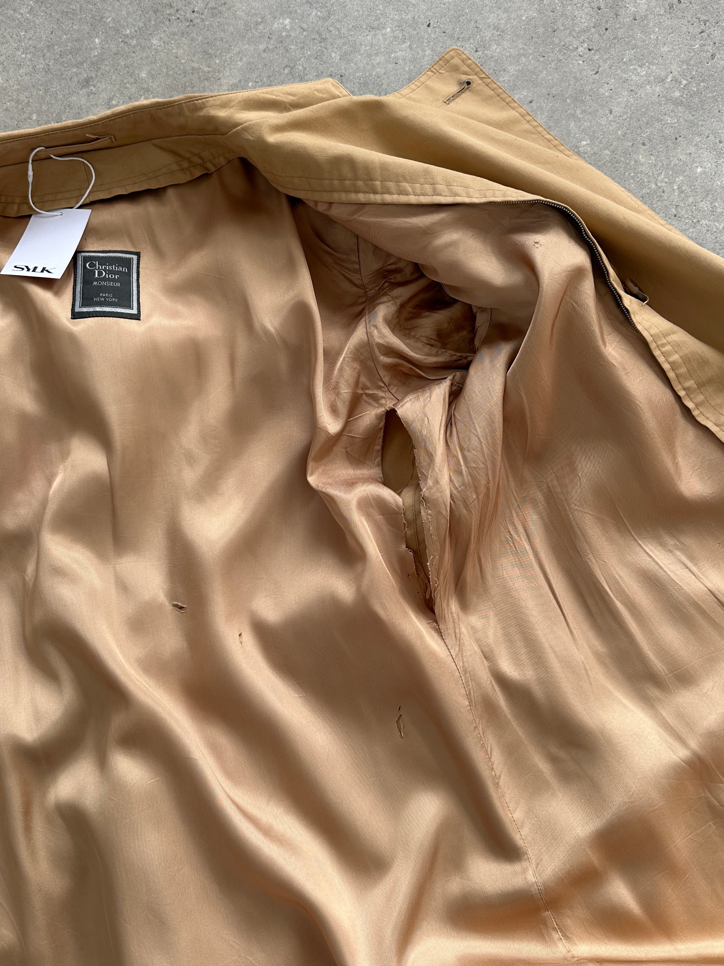 Christian Dior Monsieur double-breasted belted trench coat in XL, front view showing classic design and tailored fit.
