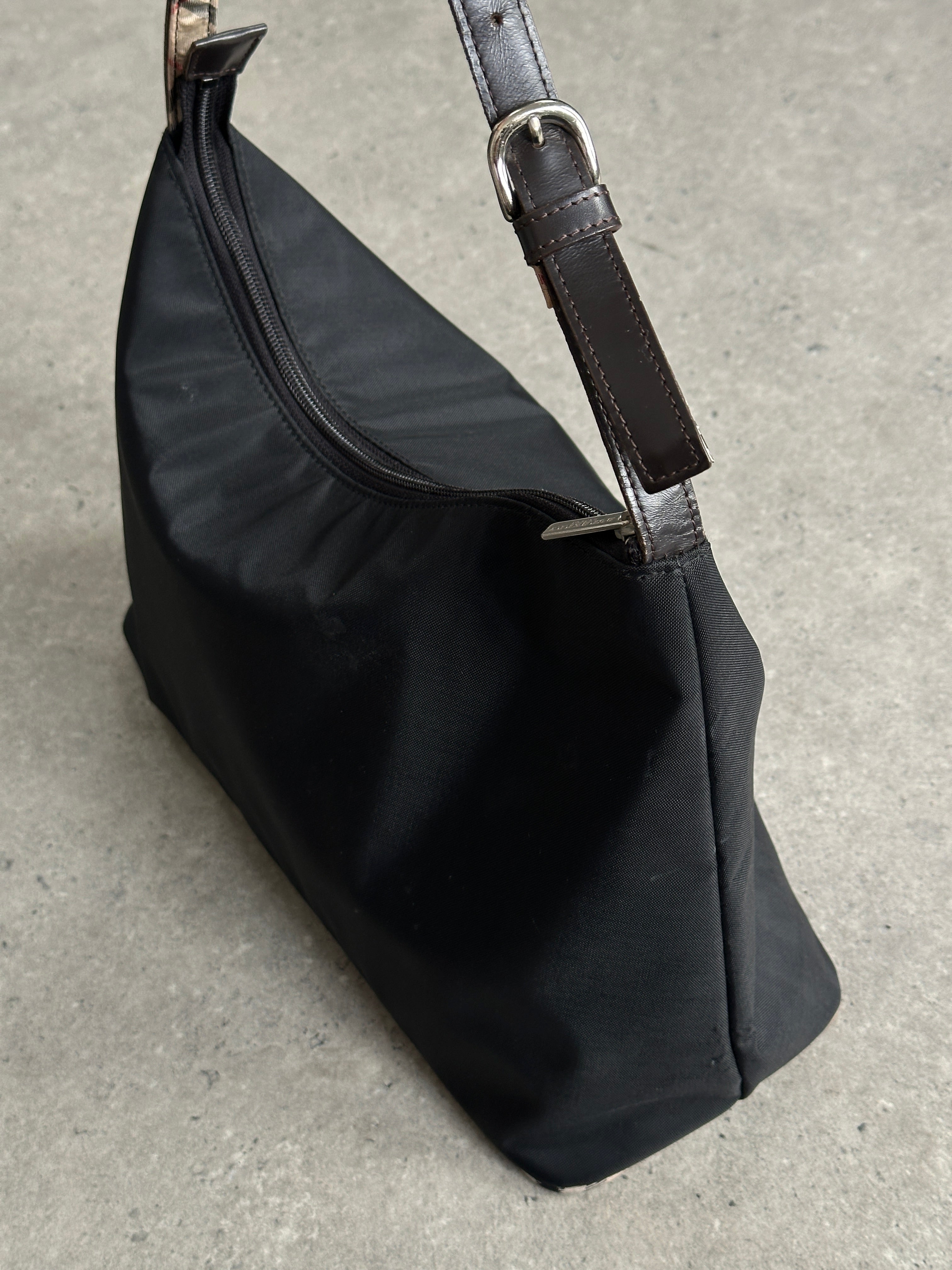 Burberry Nylon Nova Check Shoulder Bag - SYLK