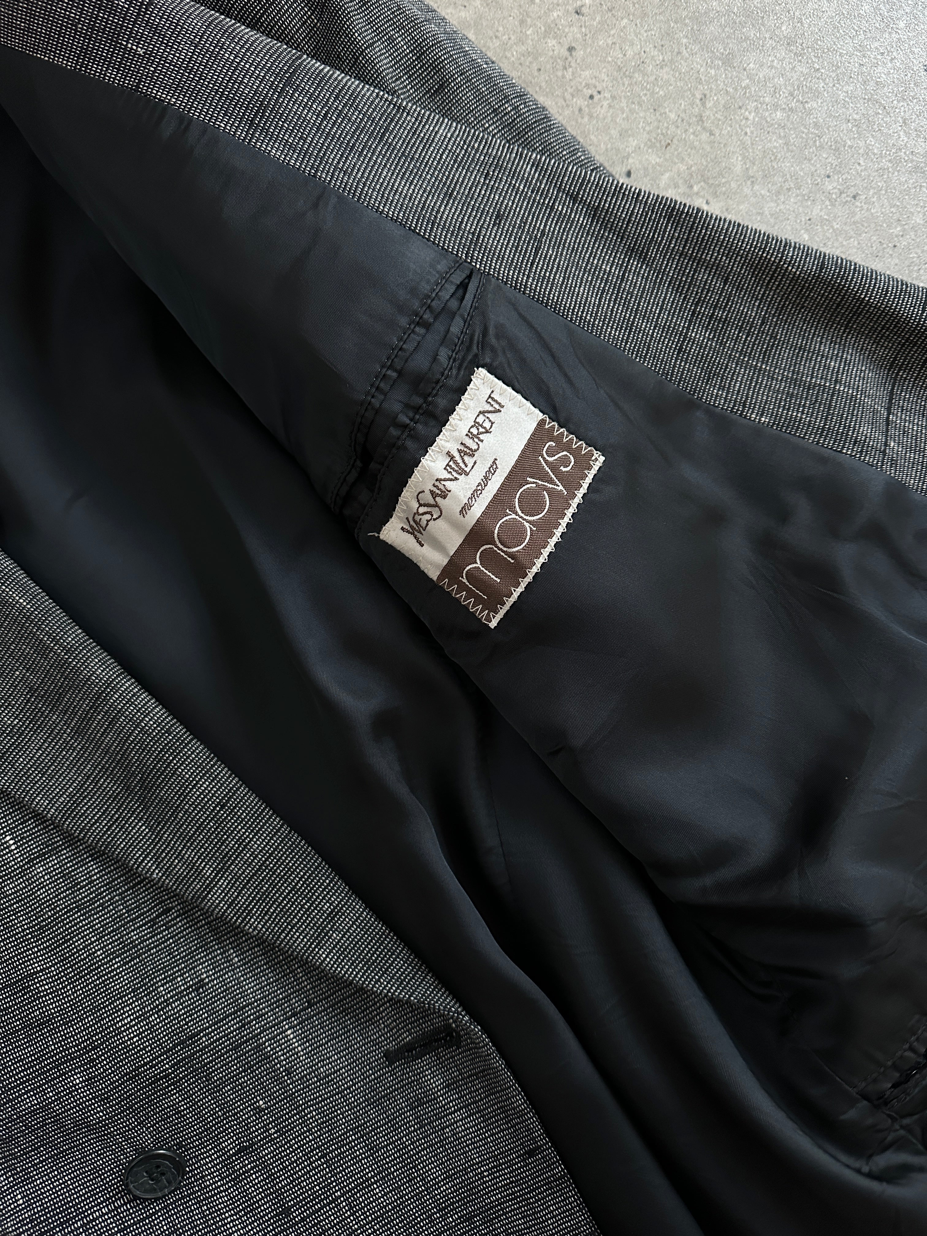 Yves Saint Laurent menswear 1980s double-breasted blazer in navy, size 38R/M, tailored fit with classic lapels and structured design.