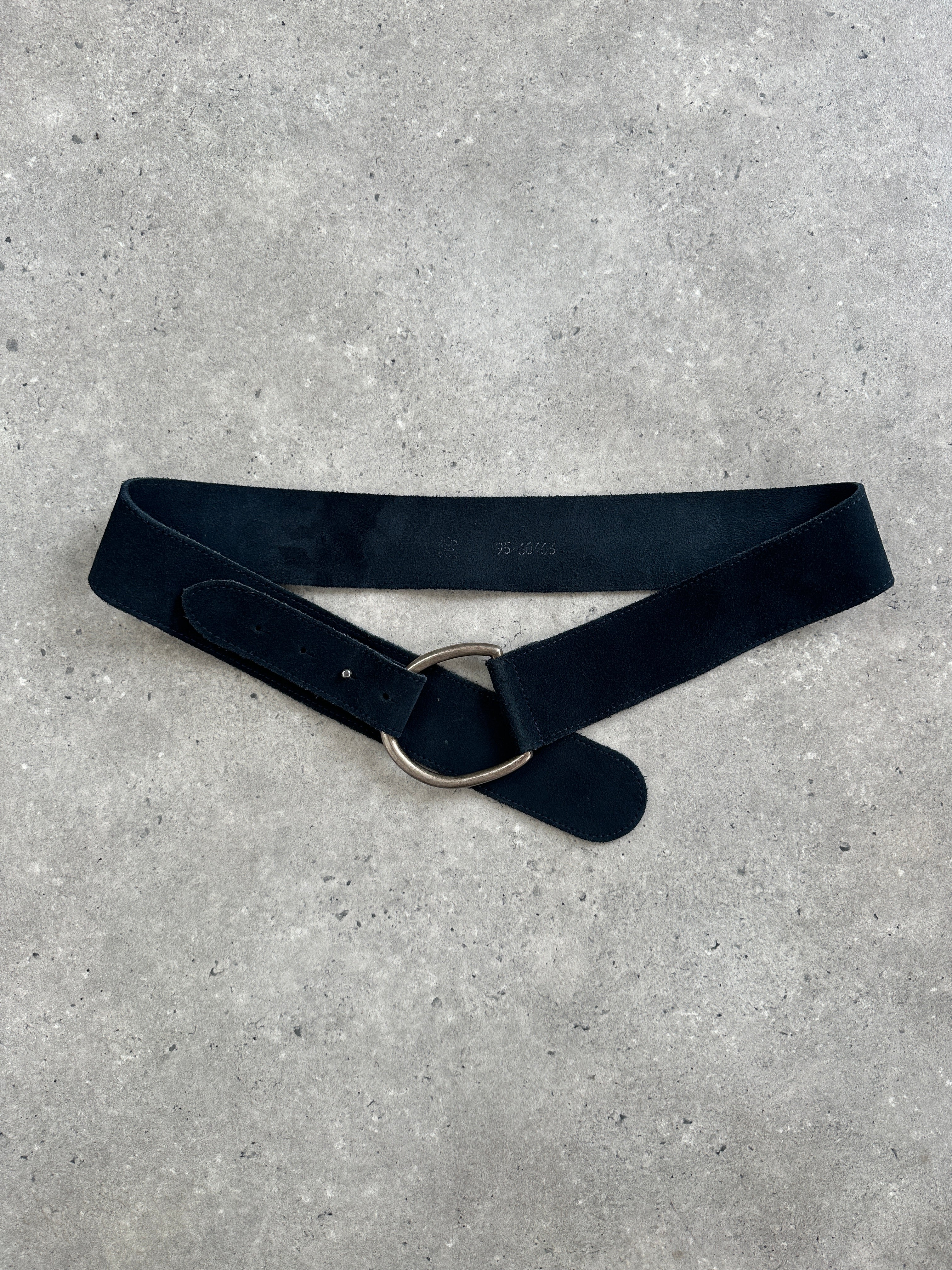 Vintage 1990s D-ring suede belt in tan, 34-36 inches, featuring a classic buckle and textured suede material.