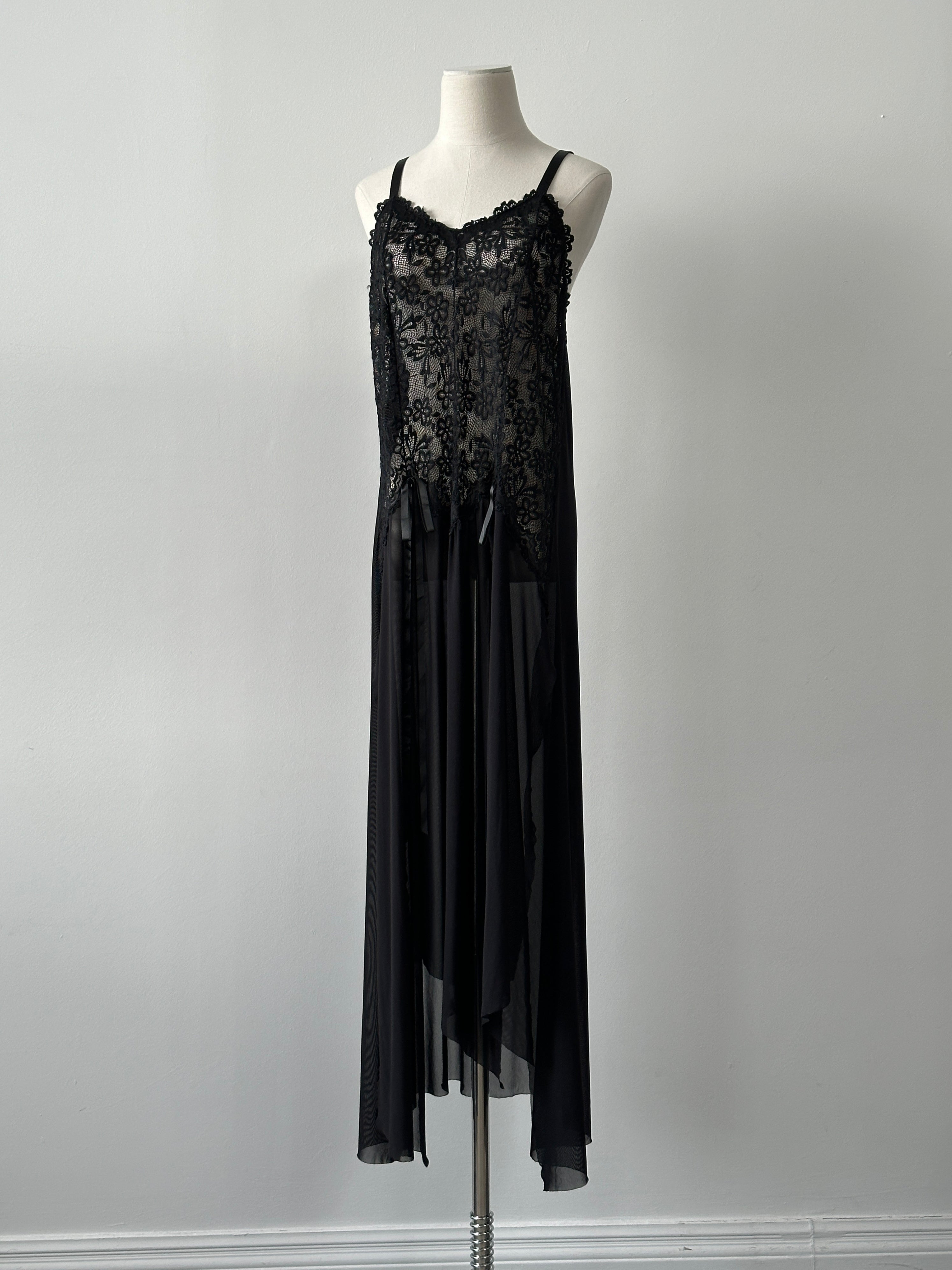 Vintage 2000s Lace Split Front Sheer Floor Length Dress - M-XL