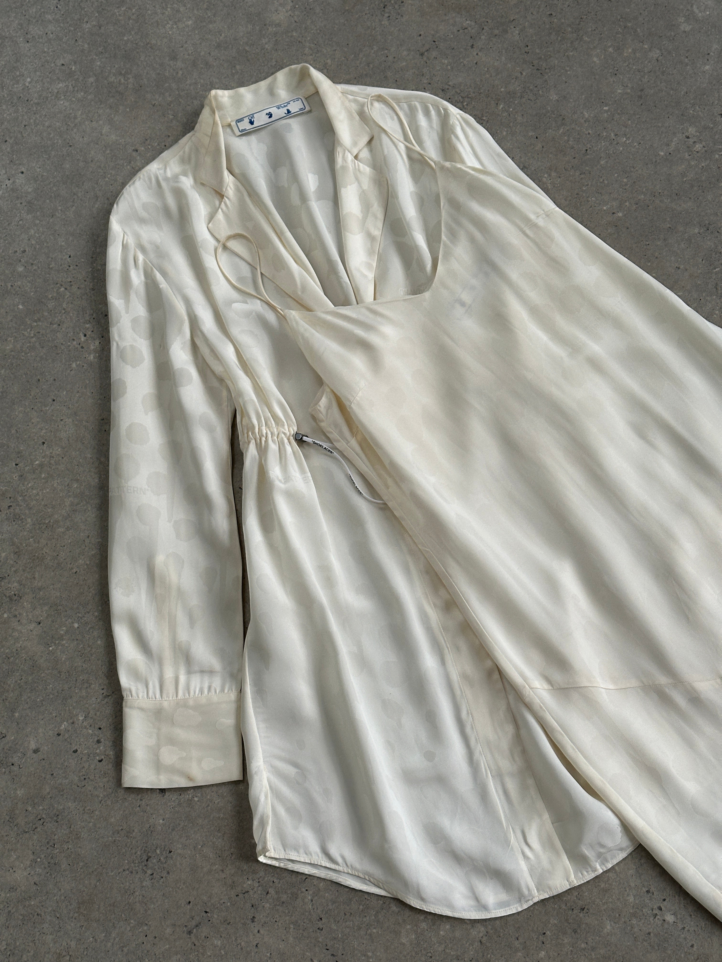 Off-White two-piece cami and shirt dress set in patterned fabric, featuring a fitted camisole and loose shirt for a stylish look.
