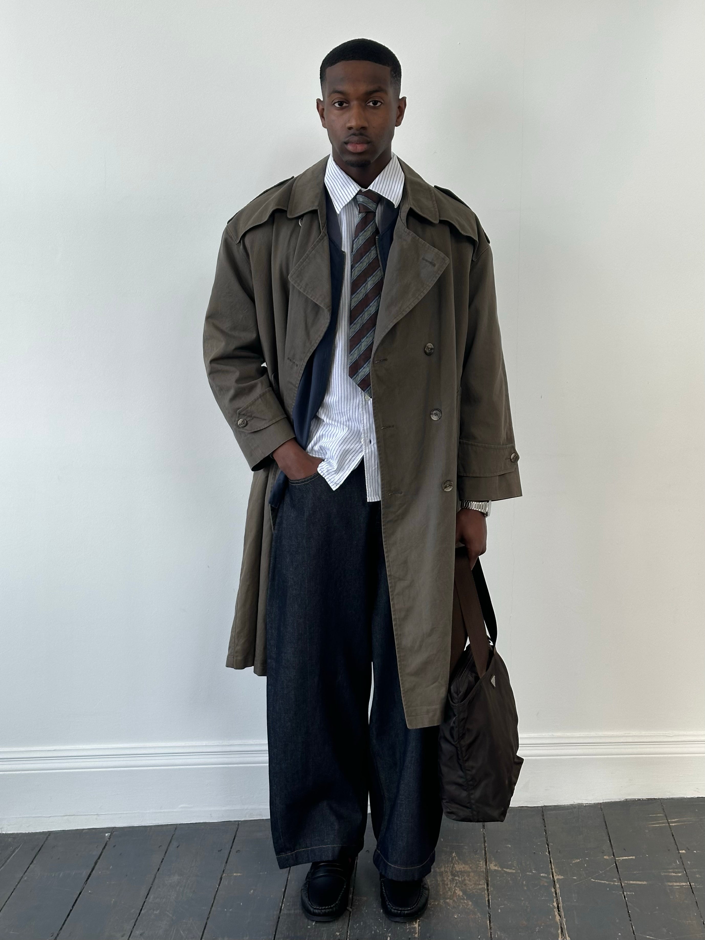 Christian Dior Le Connaisseur 1980s cotton double-breasted trench coat in XL, shown with classic design and stylish silhouette.