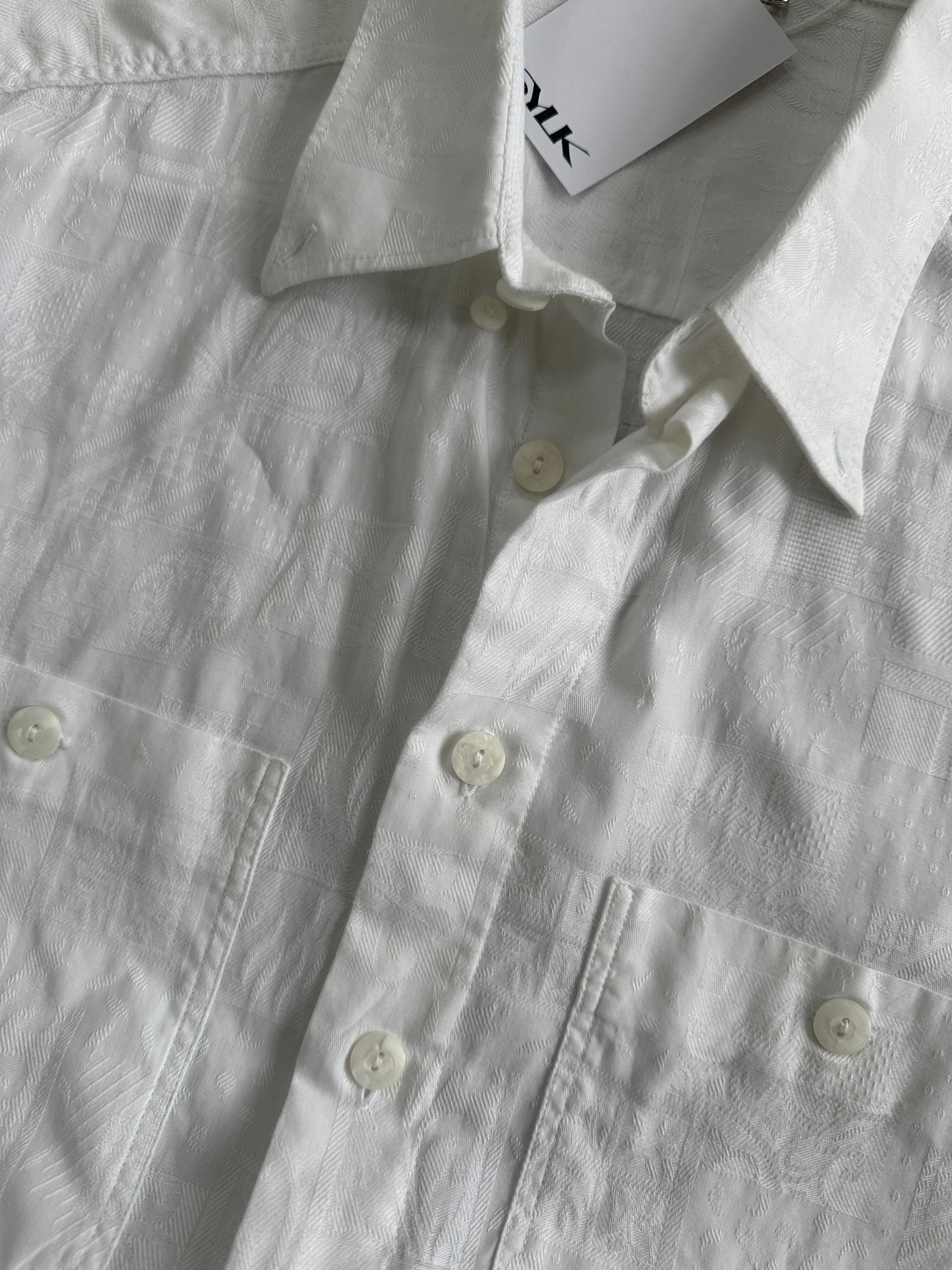 Vintage embroidered cotton shirt in XL size featuring intricate vintage-style embroidery and classic design.