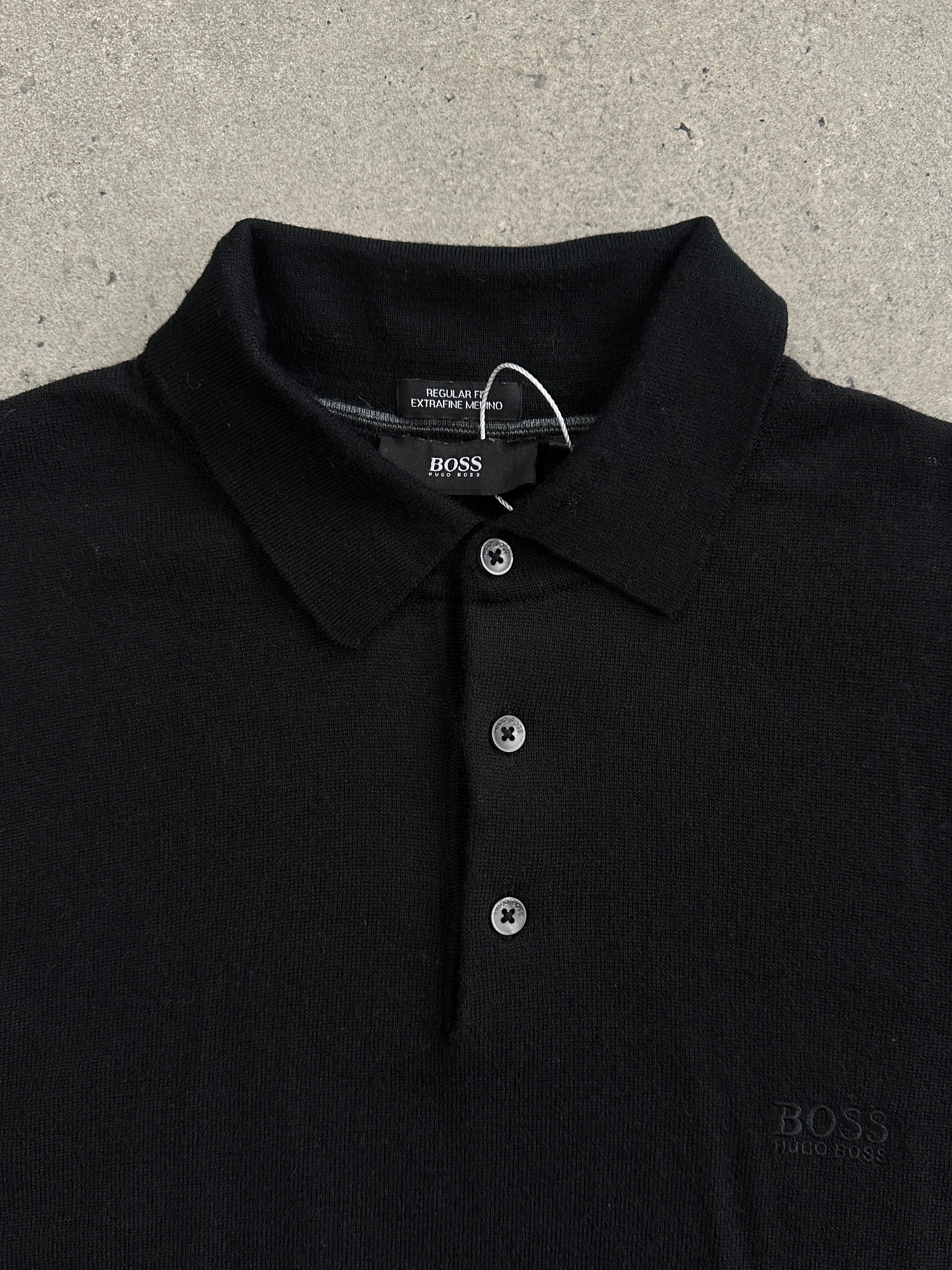 Hugo Boss pure wool logo polo jumper in size M/L, navy blue with embroidered logo on chest, long sleeves, ribbed cuffs and hem.