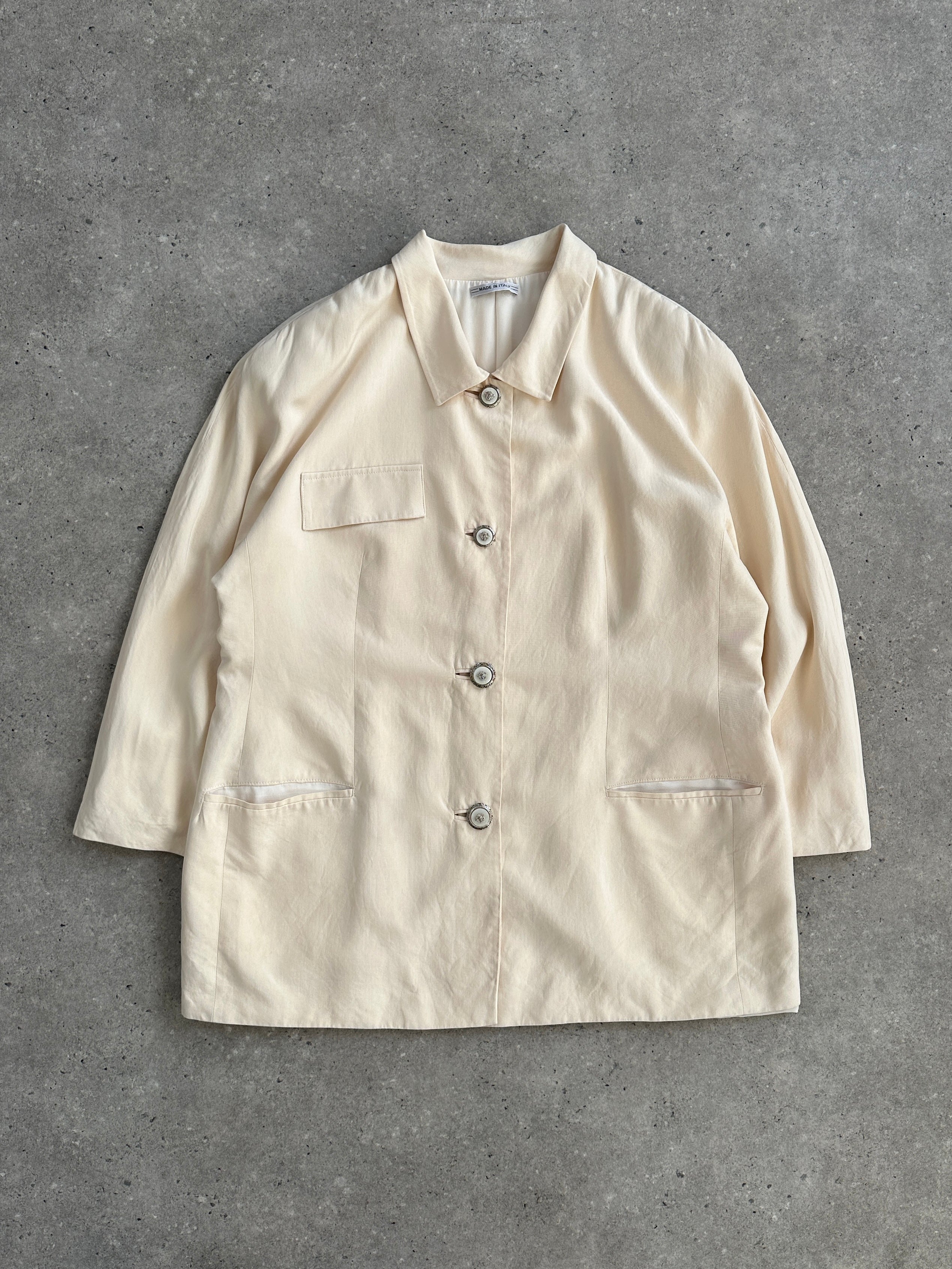Versace 1990s bespoke pure silk blazer in XL, featuring a versatile design and classic button details.