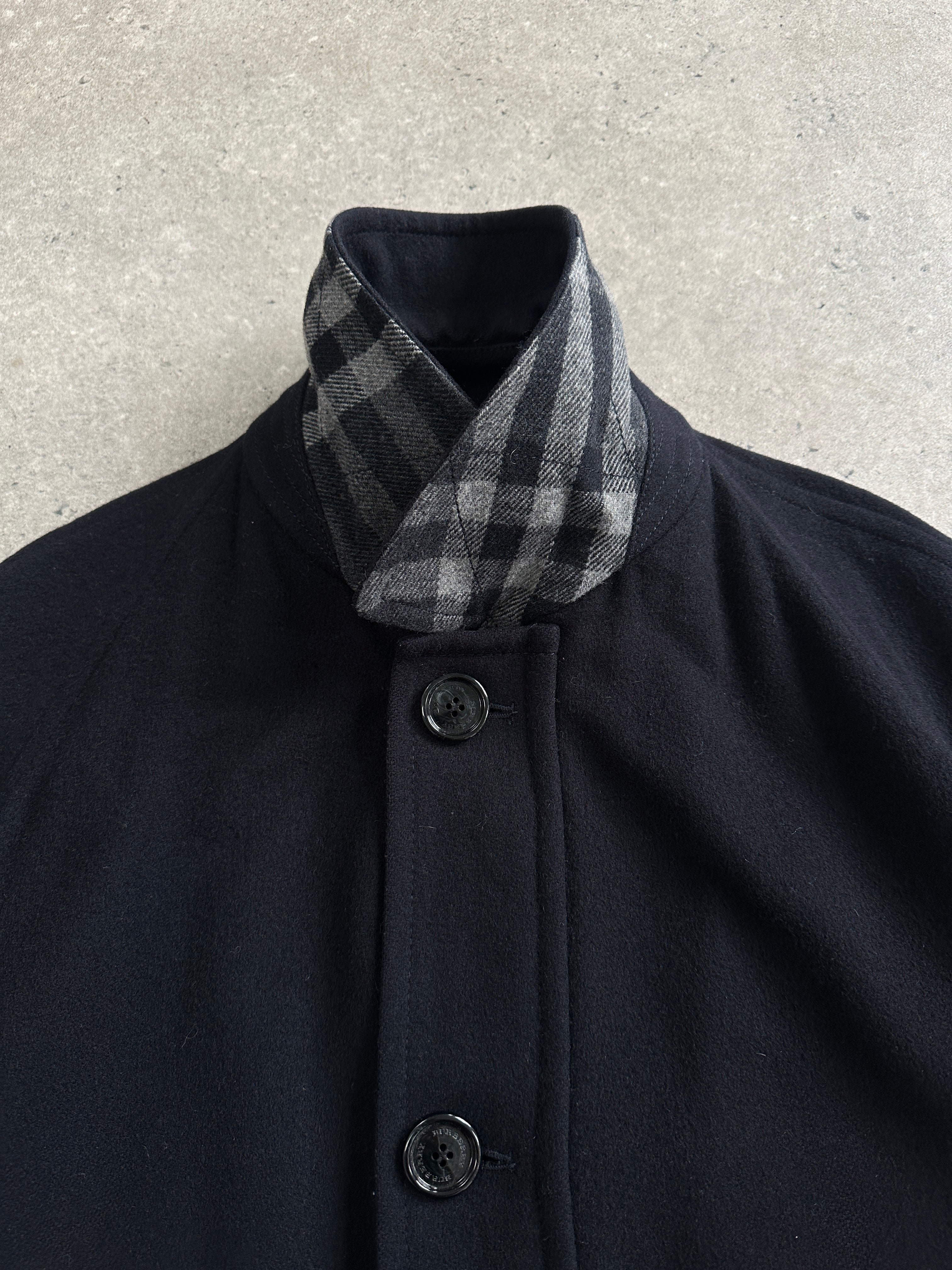 Burberry London 1990s wool single-breasted logo coat in size L/XL, showing classic design and Burberry branding.